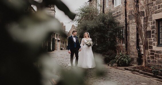 // oops //

Completely forgot to share a few sneak peeks from my last wedding of 2023.

The spectacular Hannah + Niall! 

A wee first look on Circus Lane in Edinburgh before and incredible cathedral wedding and a blummin good party at Mansfield Traqu