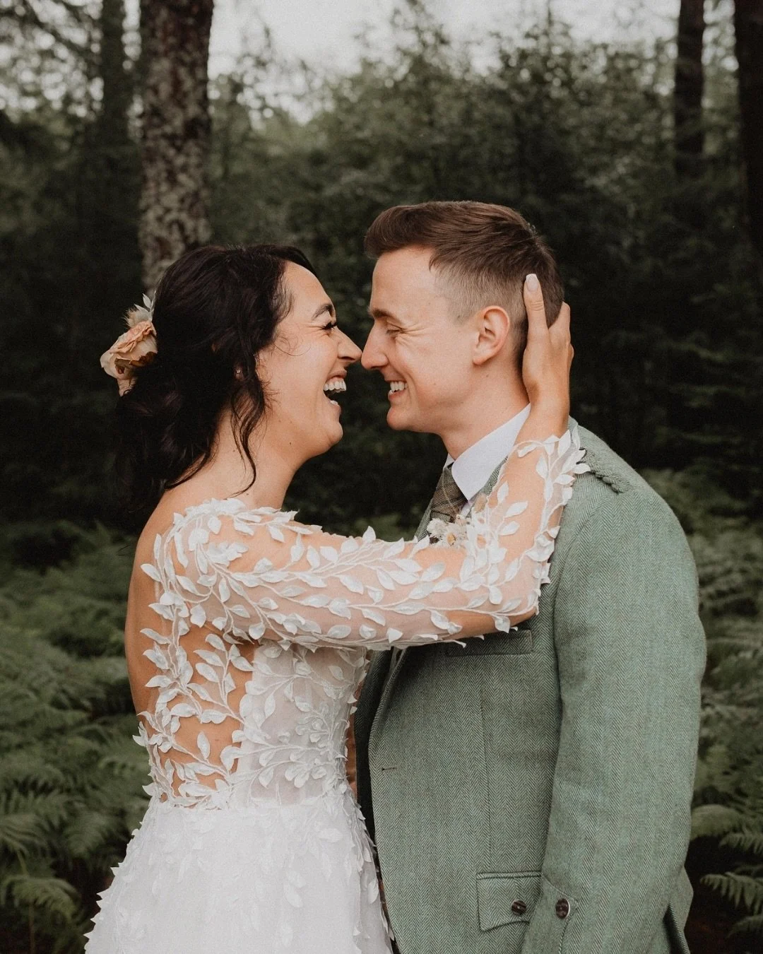 // Laura + Chris //

Two years ago today, they got married at the incredible Glen Dye. I can&rsquo;t believe it&rsquo;s been two years already!

&mdash;&mdash;

Amazing suppliers:

Celebrant - @garythehumanist
Flowers - @fauna_flower_folk
Hair - @hai