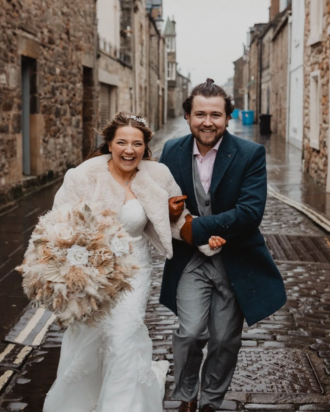 // Mel + Joe //

St. Andrews, Scotland Wedding

&mdash;

Suppliers:

Photographer: @adamlutophotography
Venue: @wearethehide
Florist: @the_drying_room_wedding_decor
Make Up Artist: @sophiealexismakeup
Celebrant: @davidthehumanistcelebrant
Ice Cream: 