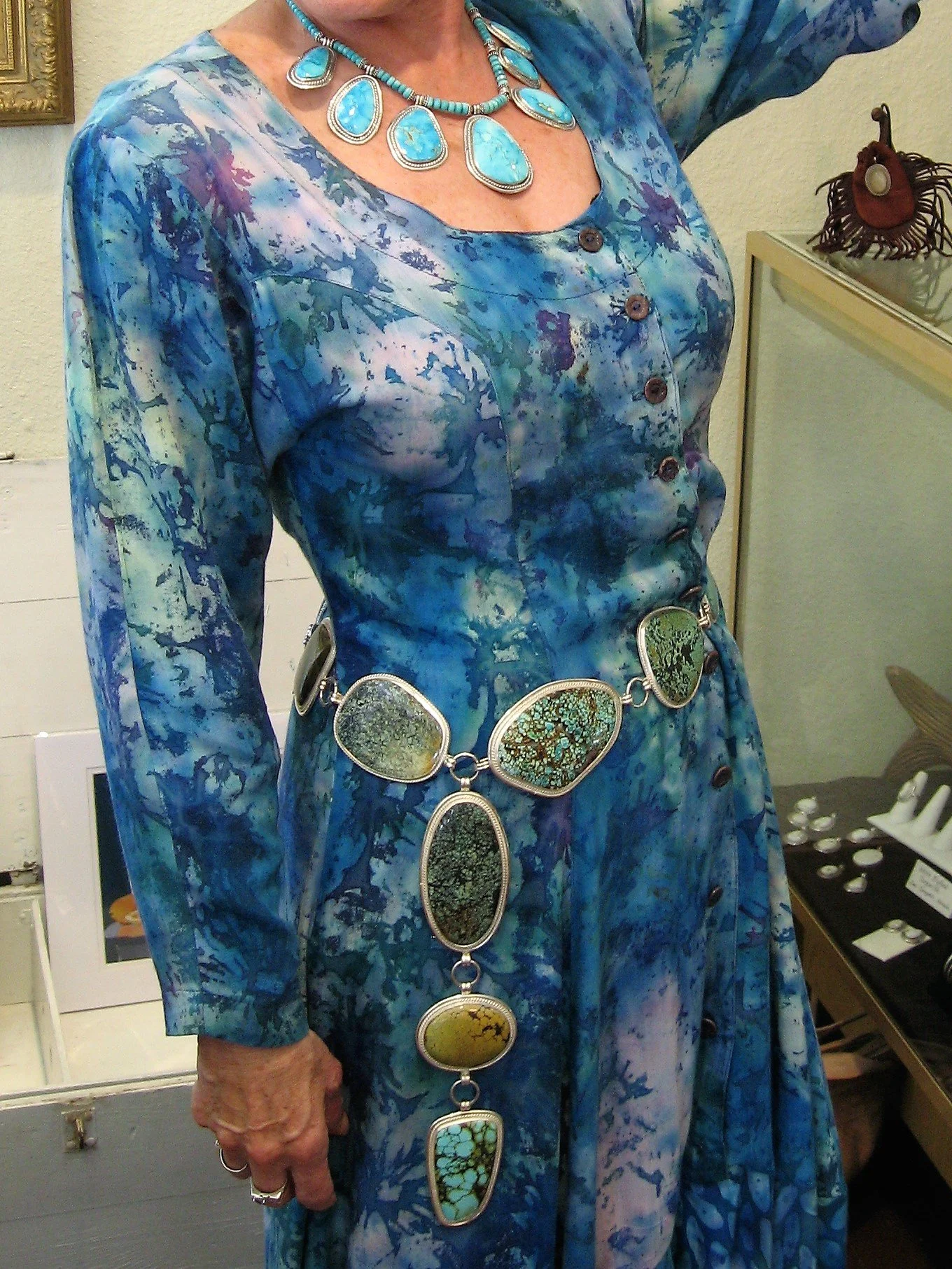 I just found this photo of a turquoise belt and necklace I made a few years ago. I really enjoyed both of these pieces. 
