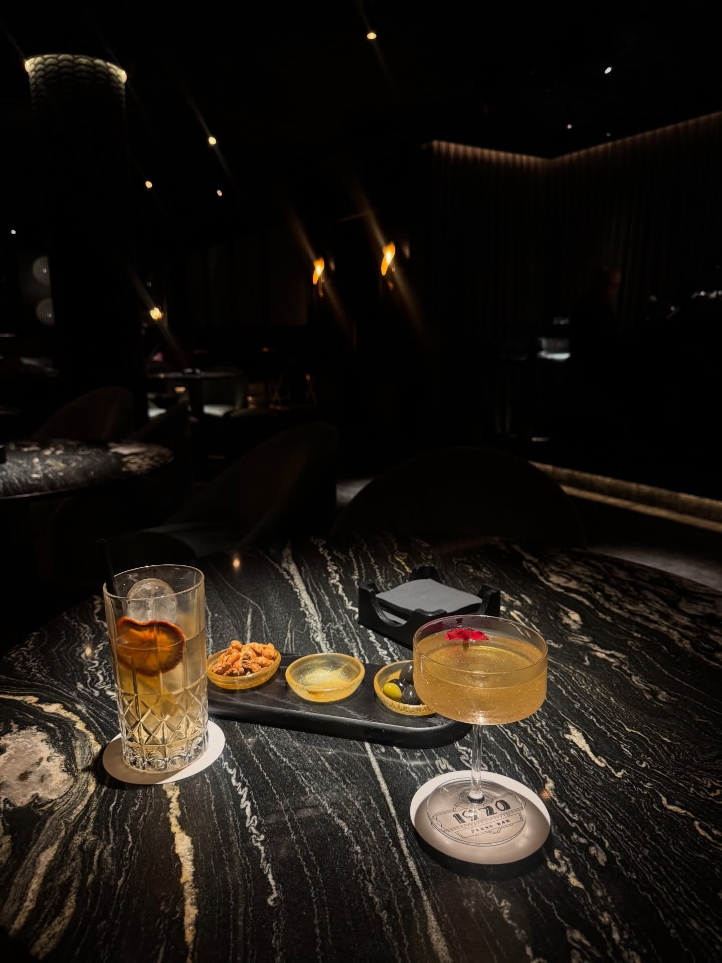 Hidden gem in Costa del Sol 🎹🍸 // 
Stumbled on an underrated piano bar - moody vibes, great music, and dangerously good cocktails. The kind of place you plan for &ldquo;one drink&rdquo; and end up staying all night. ✨🌙
📍 @1920pianobar 

#costadel