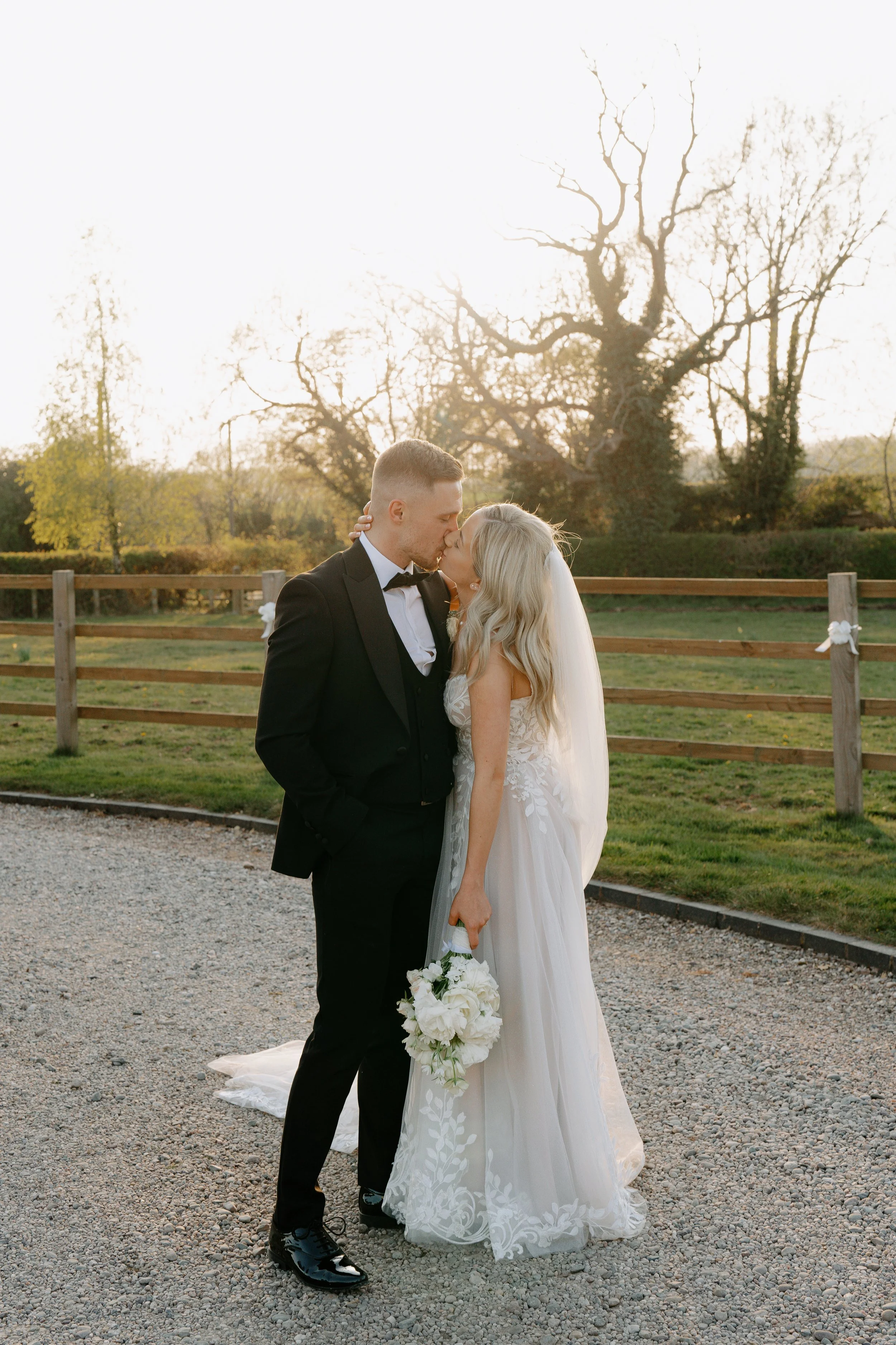 WORCESTERSHIREWEDDINGPHOTOGRAPHER.jpg