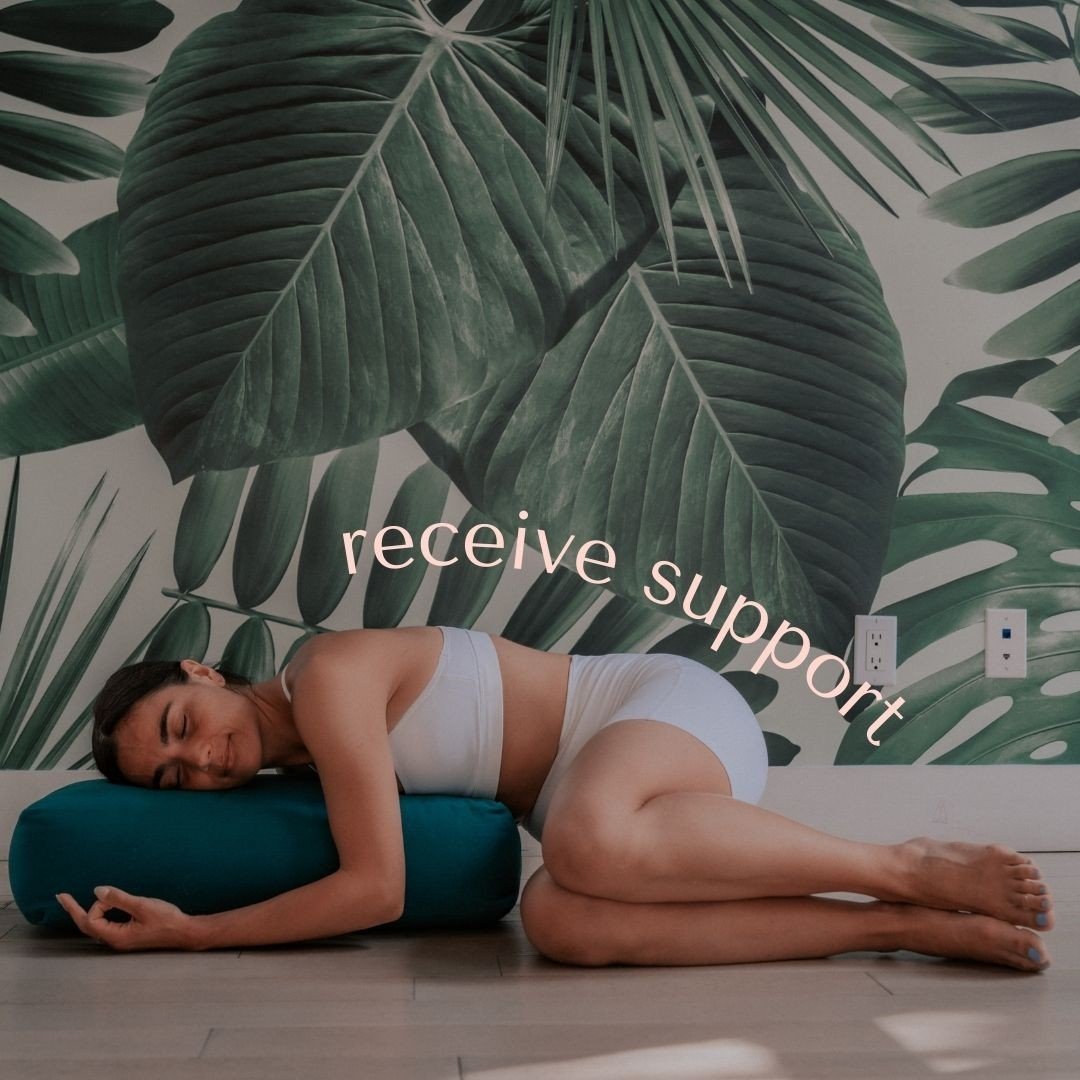 Today's intention : To stay open to receiving support⁠
⁠
⁠
⁠
⁠
⁠
⁠
⁠
photo credit @hannahfrancocreative #arisebrooklyn #brooklynyoga #nycyoga #brooklynyogis #crownheightsyoga #ariseintoyoga #womanowned #womanownedyogastudio⁠