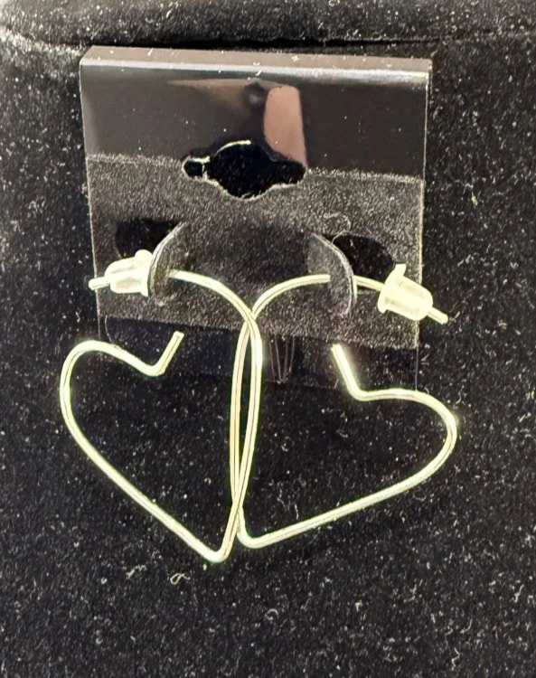 813-26Earrings;’AgWireHeart;NoEarhook’;AnOriginalJonMichelleDesign;UniqueHandCraftedFreeFormHeartShilouetteAgRoundWire;NoEarHooksRequired.(2 of 3)