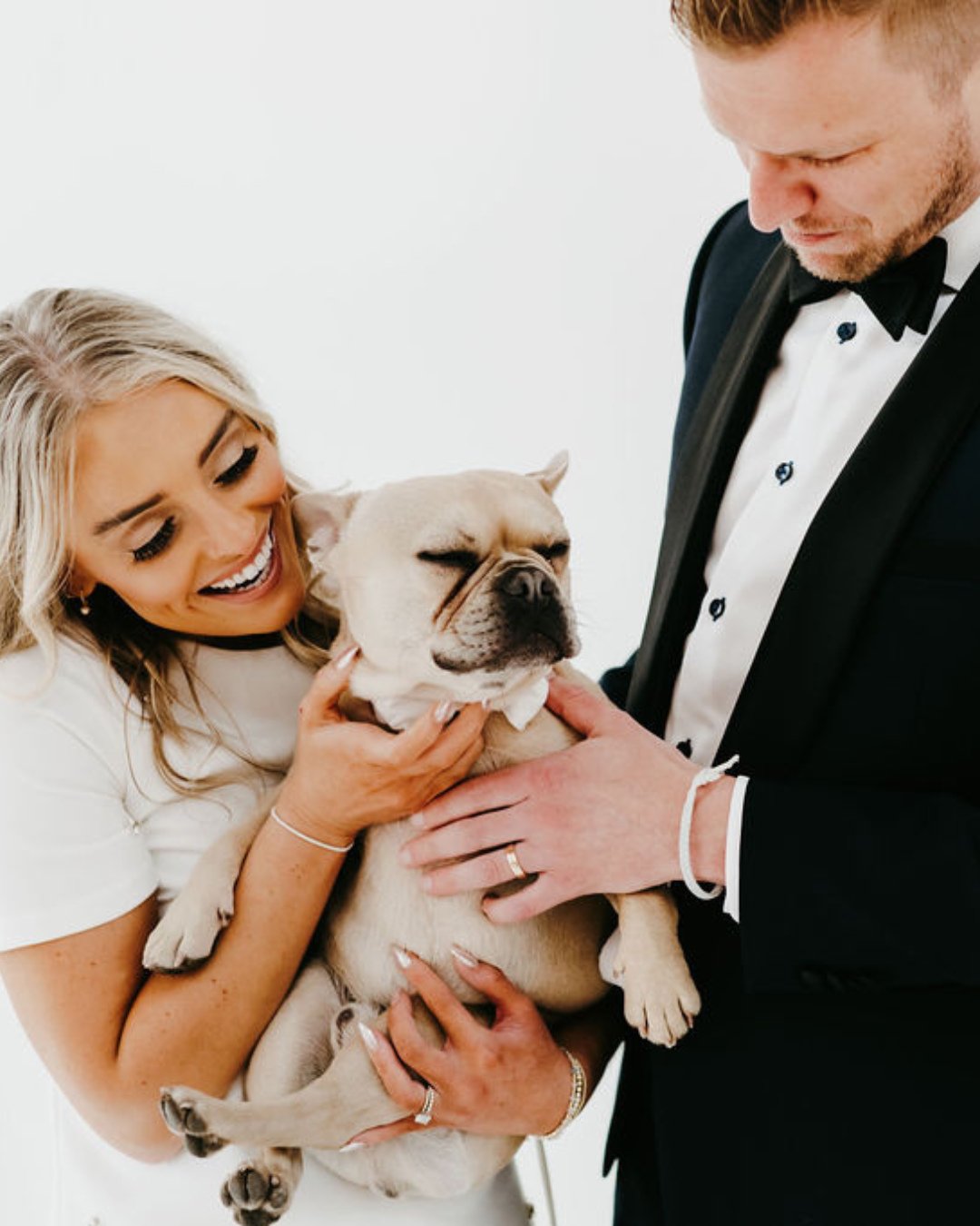 Want your pup there for the moments before you walk down the aisle? Your four-legged bestie deserves to be a part of the memories, too! Studio Q is pet-friendly. Just let us know if they&rsquo;ll be joining when you book the studio! ⁠
⁠
 #PetFriendly