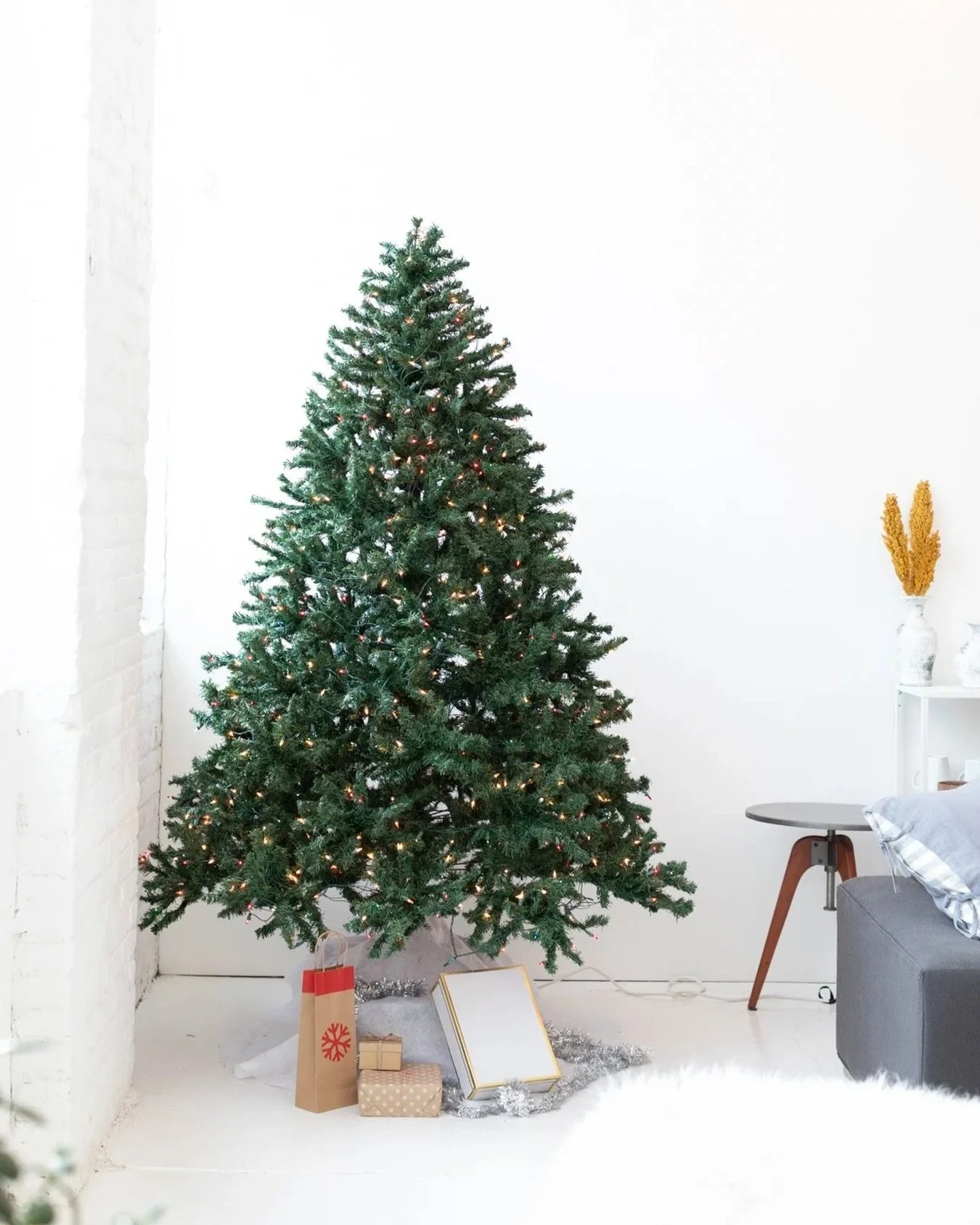 We&rsquo;ve officially pressed &lsquo;play&rsquo; on the studio holiday music playlist! We can&rsquo;t wait to welcome all of the festive projects, events, and gatherings that are about to take place in the coming weeks.

#MinneapolisStudio #TwinCiti