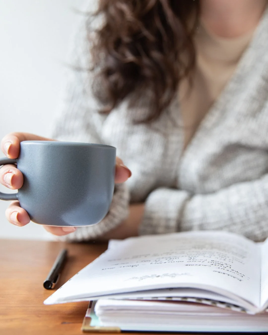 Cozy campaign season is upon us ☕ Book your next project at the link in the bio. The studio is ready for you!⁠
⁠
#TwinCitiesStudio #MinneapolisStudio #Photography #PhotographyStudio