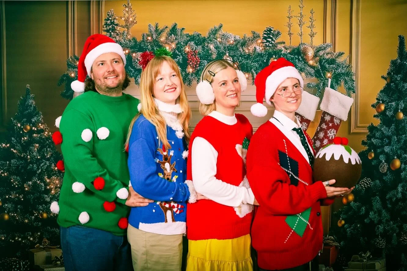 all we want for christmas is for you to pre-order the album part two ❄︎ ❄︎ ❄︎

send me a screenshot of your vinyl or digital pre-order and i will post a christmas card to you &mdash; link in my bio to @bandcamp / @impressedrecordings ⁺₊❆⋆ 

i uploade