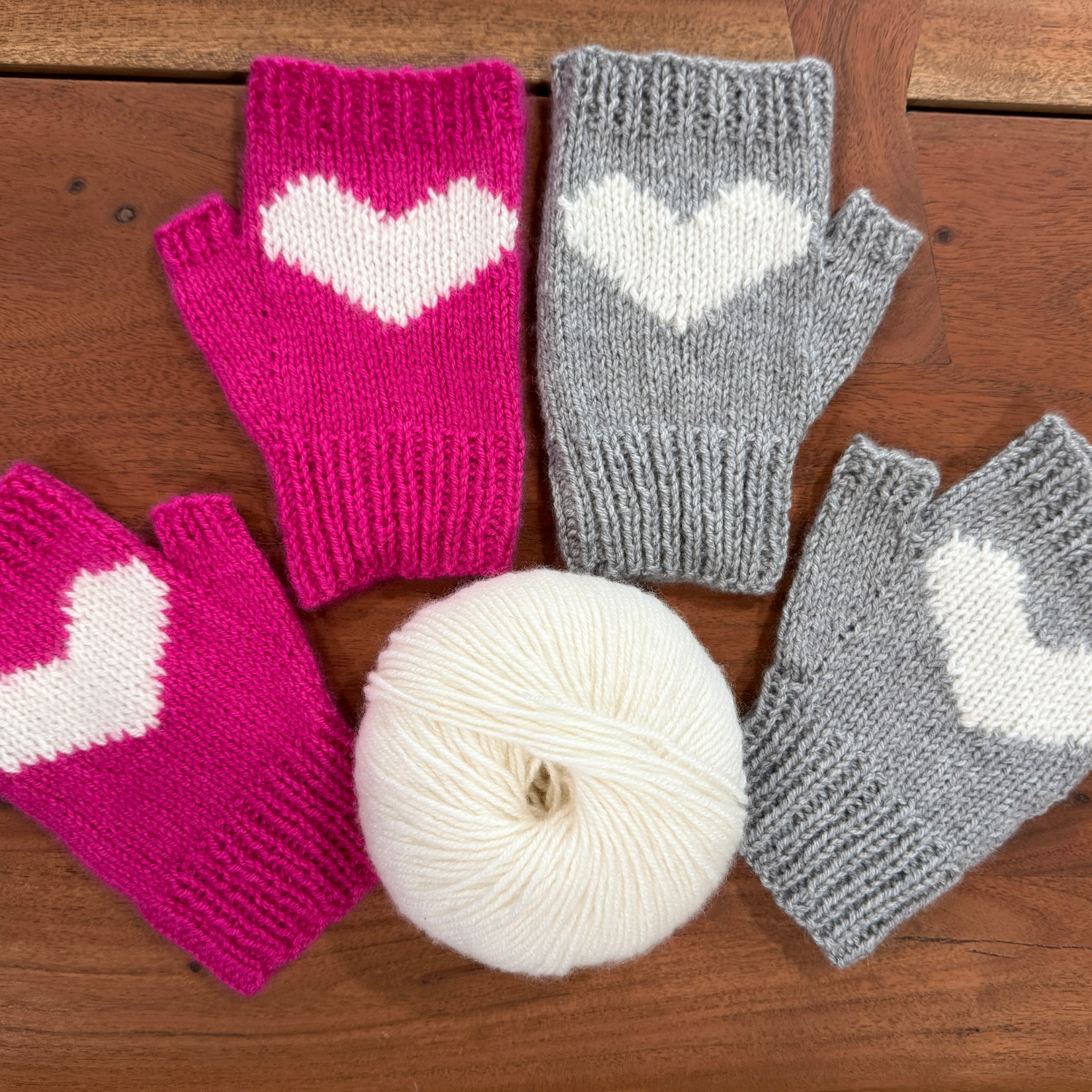 Intarsia Heart Fingerless Mittens