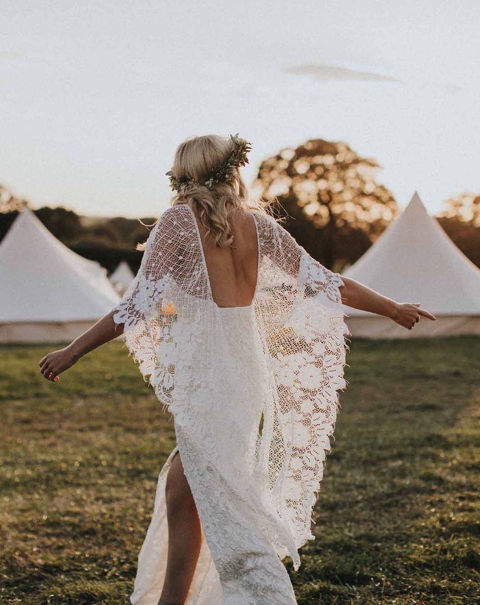 5 things a bride doesn’t want you to do on her wedding day…
