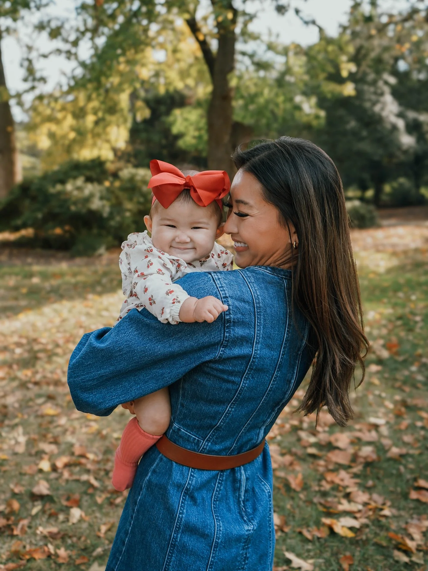 The sweetest fall family photos 😍🍁🍂
.
.
.
.
#baltimorephotography #harfordcountyphotographer #baltimorecountyphotographer #photographer #photography #photographerlife #sony #sonyalpha #sonya7rii #sonyphotographer #photographerofinstagram #photogra