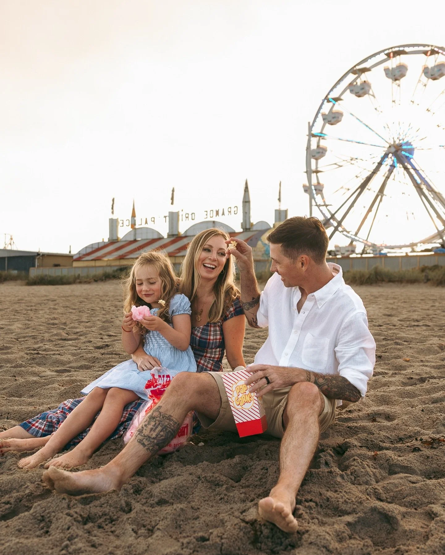 Fall bucket list:
🍁 Toast marshmallows in the backyard while listening the the latest @spookedpod episode
🍁 Leaf peeping and make our own fall wreath for the door
🍁 Buy about one thousand pumpkins for the front porch 
🍁 Run a 5k
🍁 Pumpkin carvin