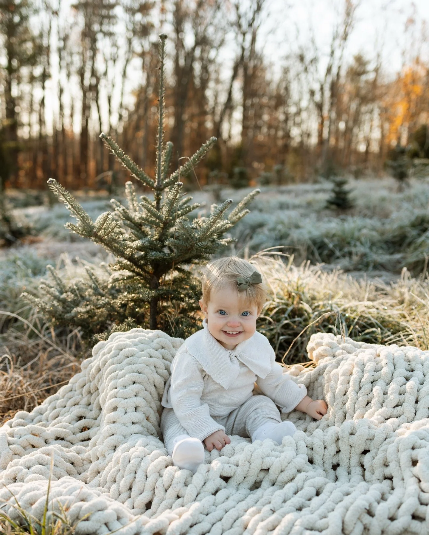 I am giving myself a big fat pat on the back as my busy season draws to a close. When I tell you that this has been the weirdest year I have had in my photography career, I mean it! My summer was super slammed, and I was dreading/hopeful/anxious that