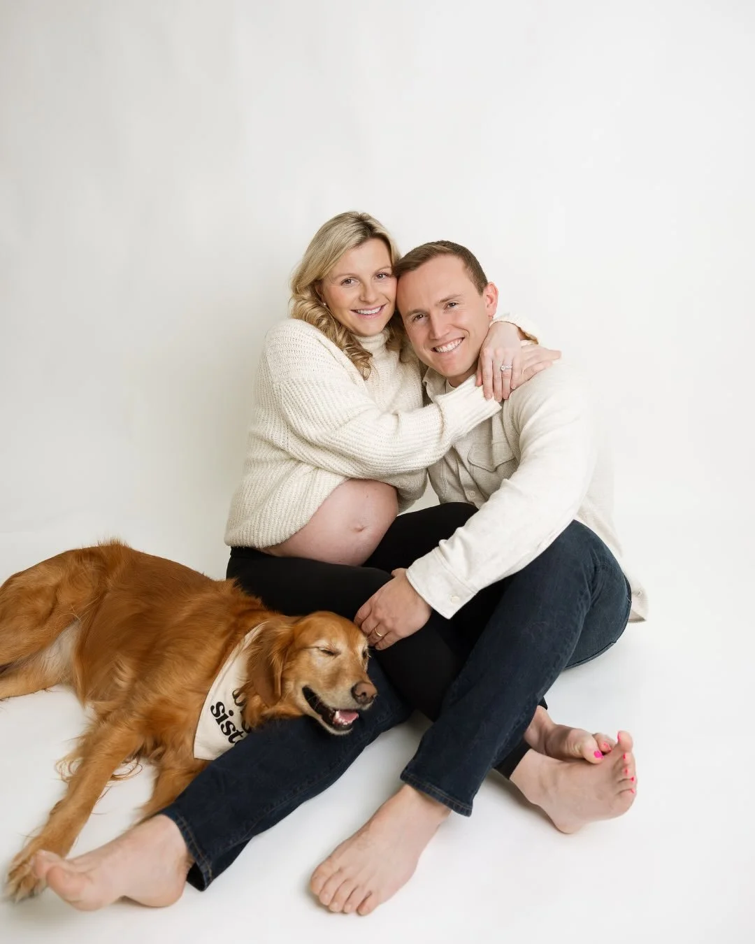 When is the best time to schedule your maternity session? 📸 

I usually tell mamas anytime between 32-36 weeks is a good time frame, but that is just a suggestion! You know your body best, and if earlier seems easier to you, let&rsquo;s do it...howe