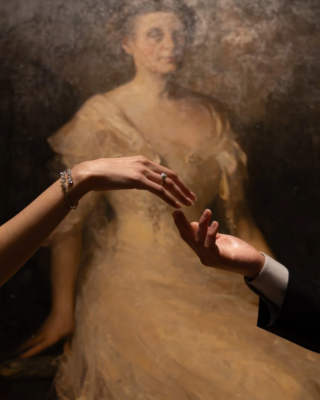 5 engagement shoot ideas I'm dying to do:

1. Pizza on the beach
2. The arcade 
3. Cozy coffee shop
4. Record store date
5. Recreating your first date

Say no to basic engagement session ideas...let's do something as special  as you are!  If you have