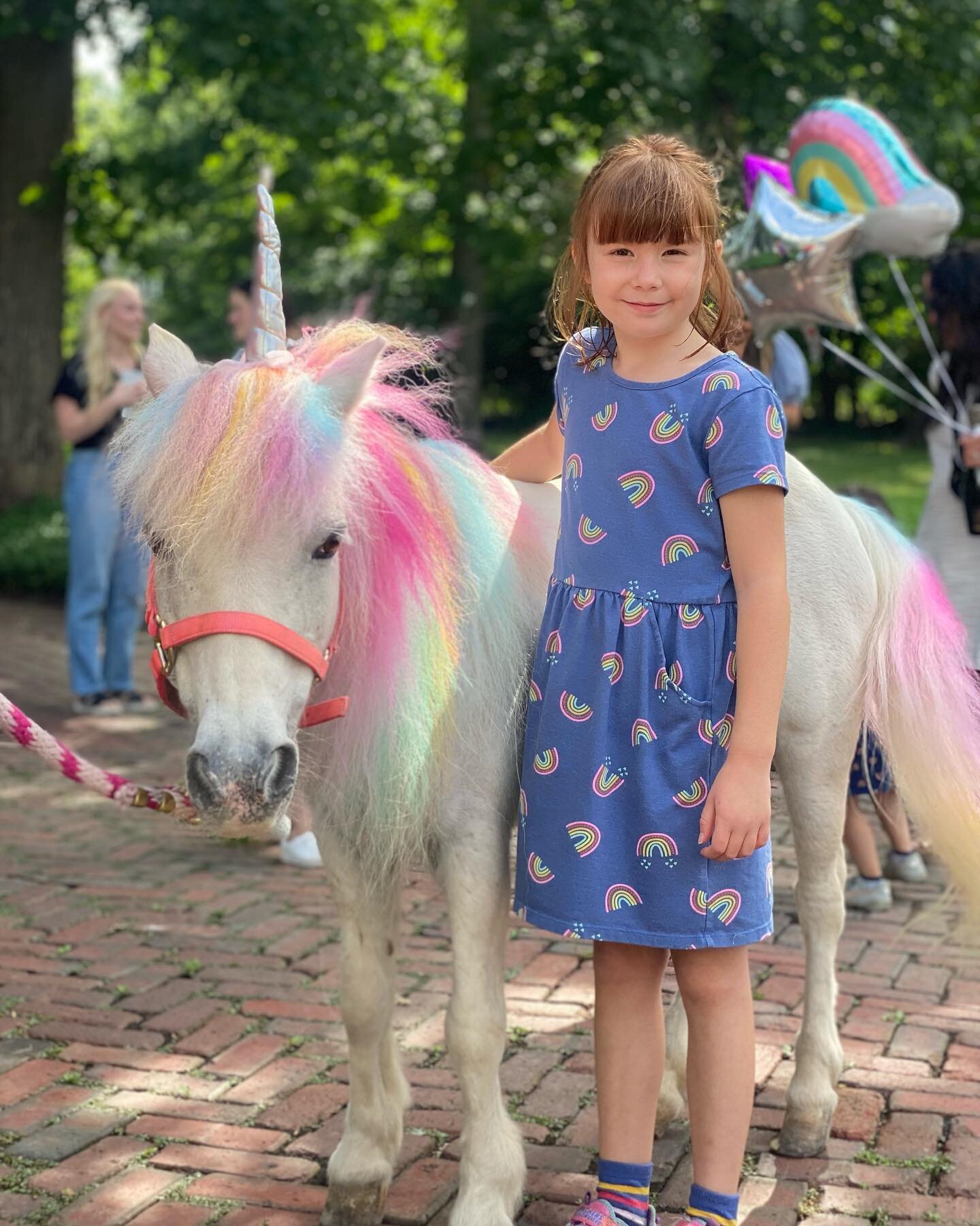 You know it&rsquo;s a good day when getting to meet (and ride!) a unicorn is the SECOND best part of your day. 

The best part? Celebrating our good friend Margot who got to ring the bell today after 798 days in treatment! Turns out we got to see a u