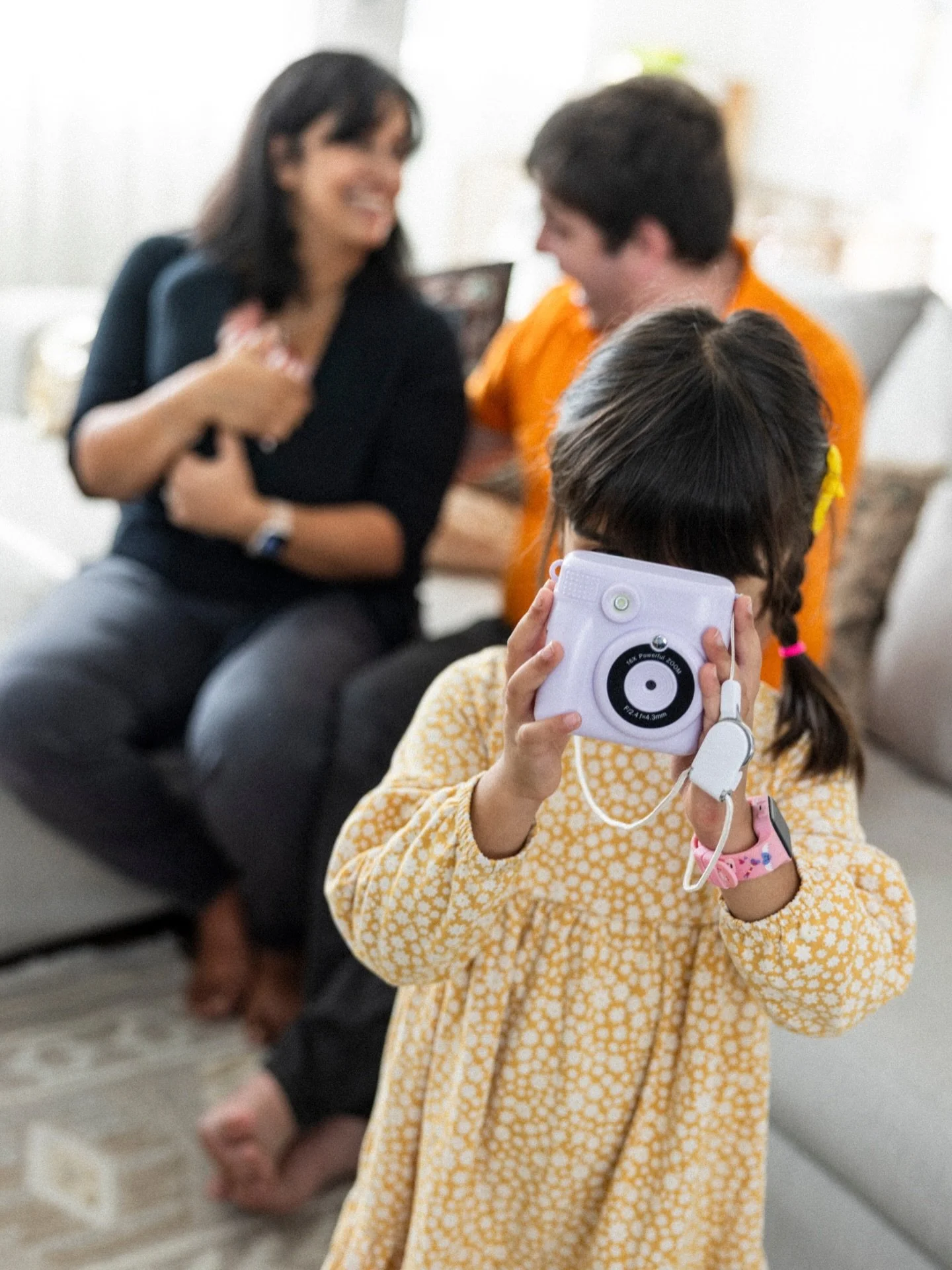 My little 2nd photographer and best work partner. 
⠀⠀⠀⠀⠀⠀⠀⠀⠀
#portraitphotographer #sfbayareaphotographer  #familyphotographer