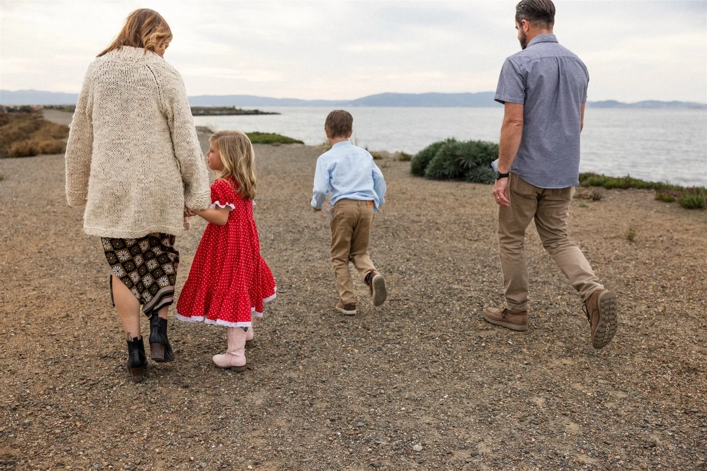 Sunday family funday!
⠀⠀⠀⠀⠀⠀⠀⠀⠀
#portraitphotographer #sfbayareaphotographer  #familyphotographer