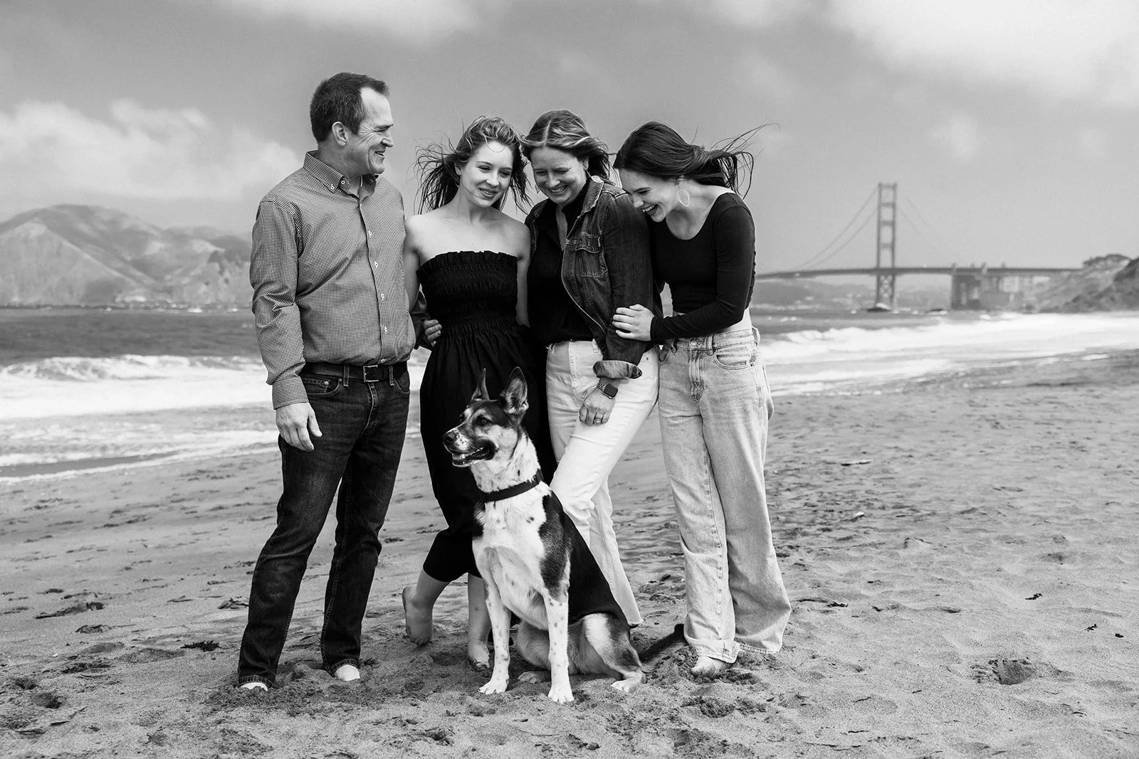 HeckmanFamily_EllaSenior_blkwht-41.jpg