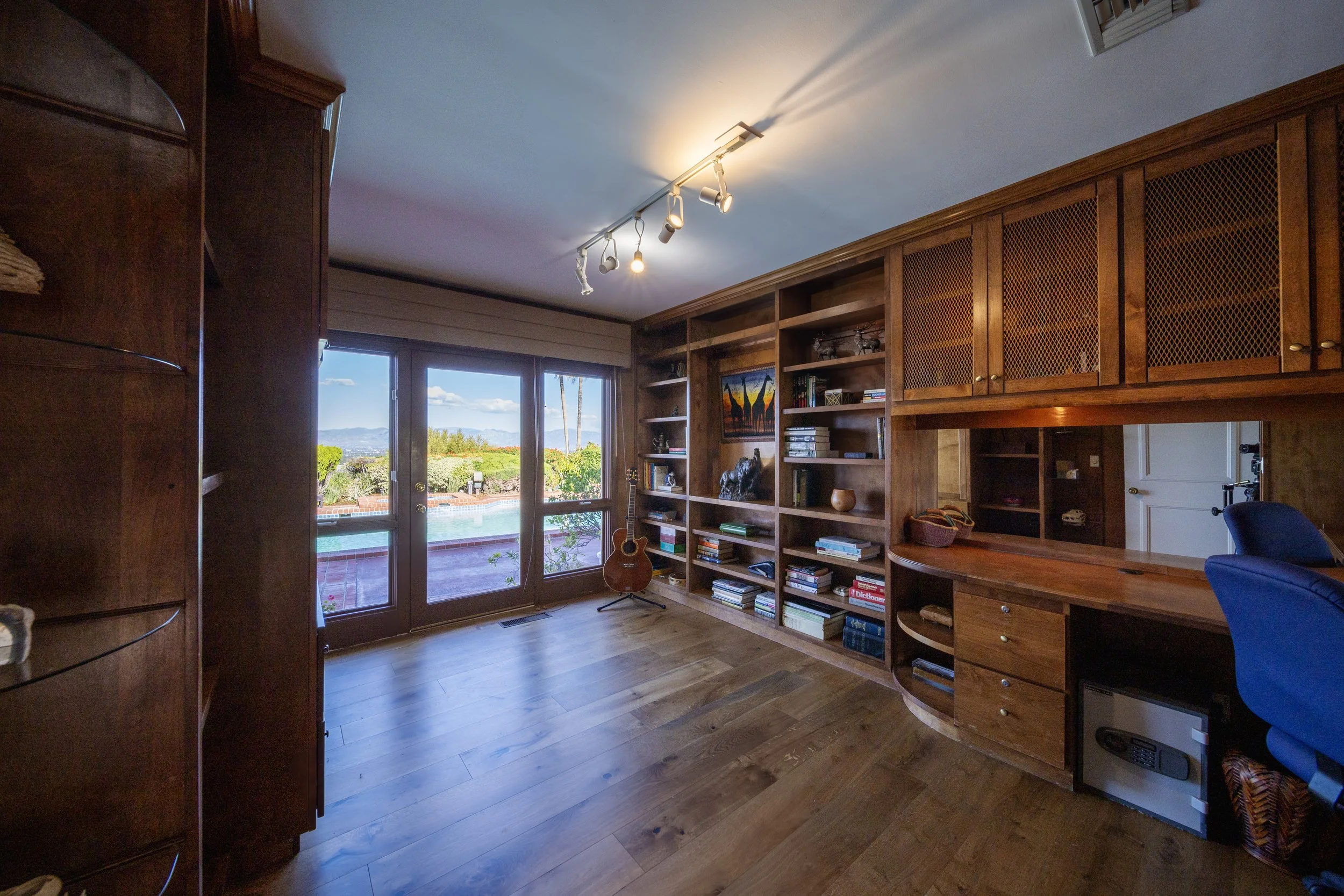 0S5A0062-HDR copy.jpg