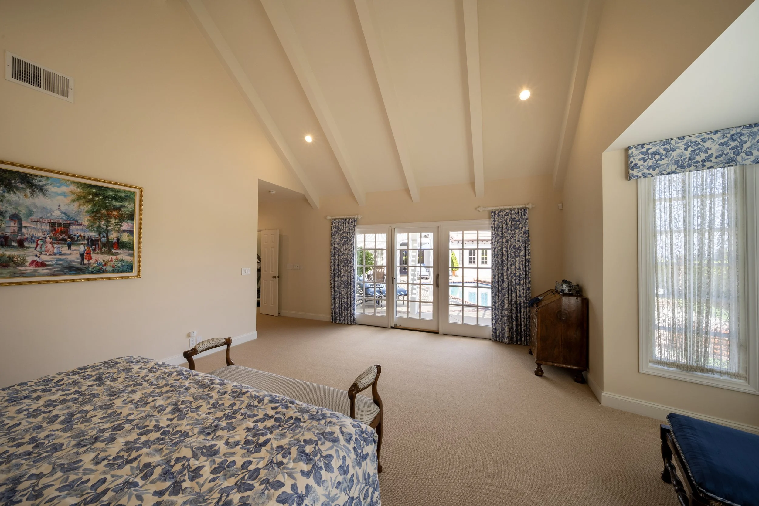 0S5A8024-HDR copy.jpg