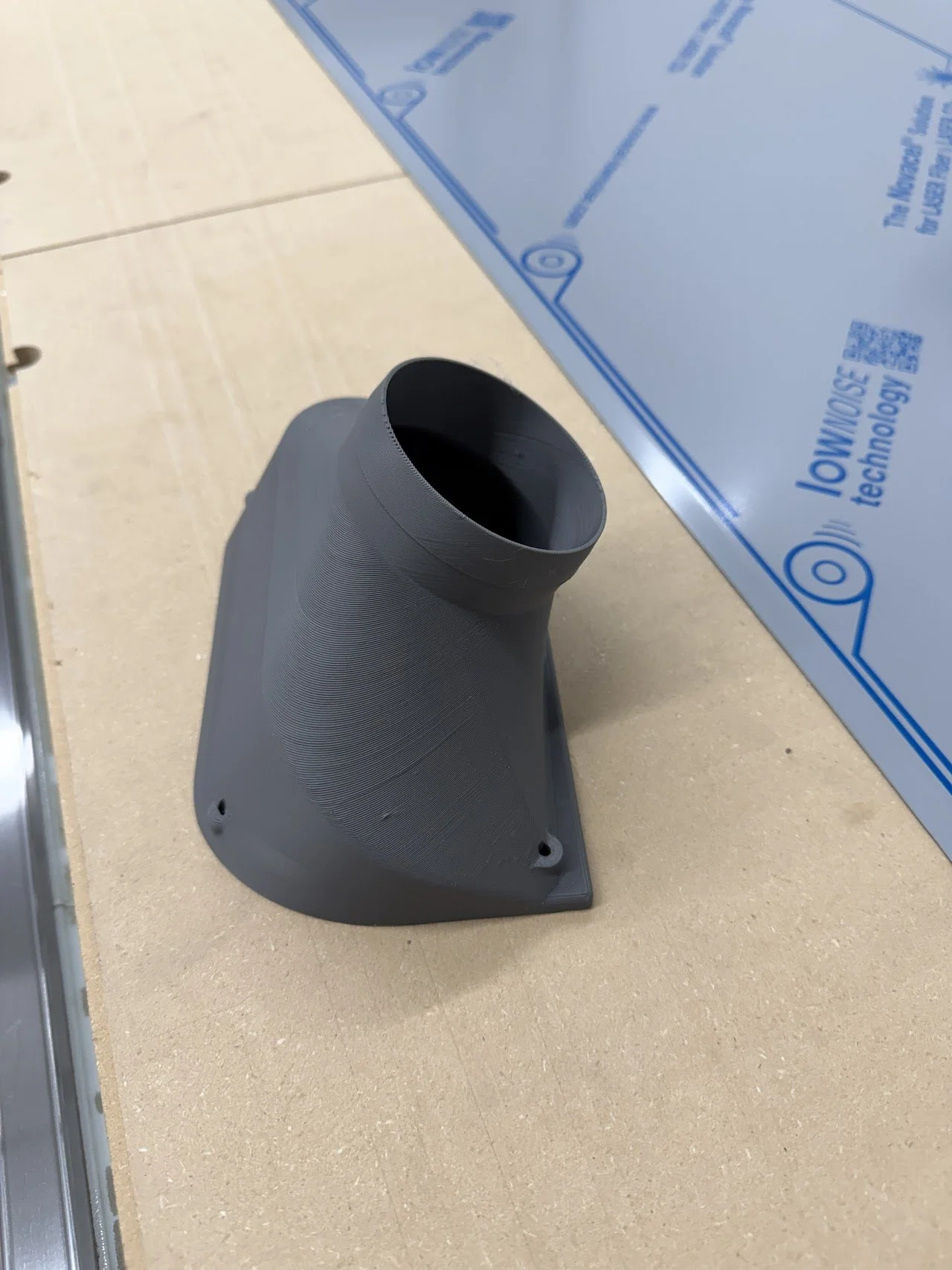 Vents one pair with blower hose holder pic2.jpg