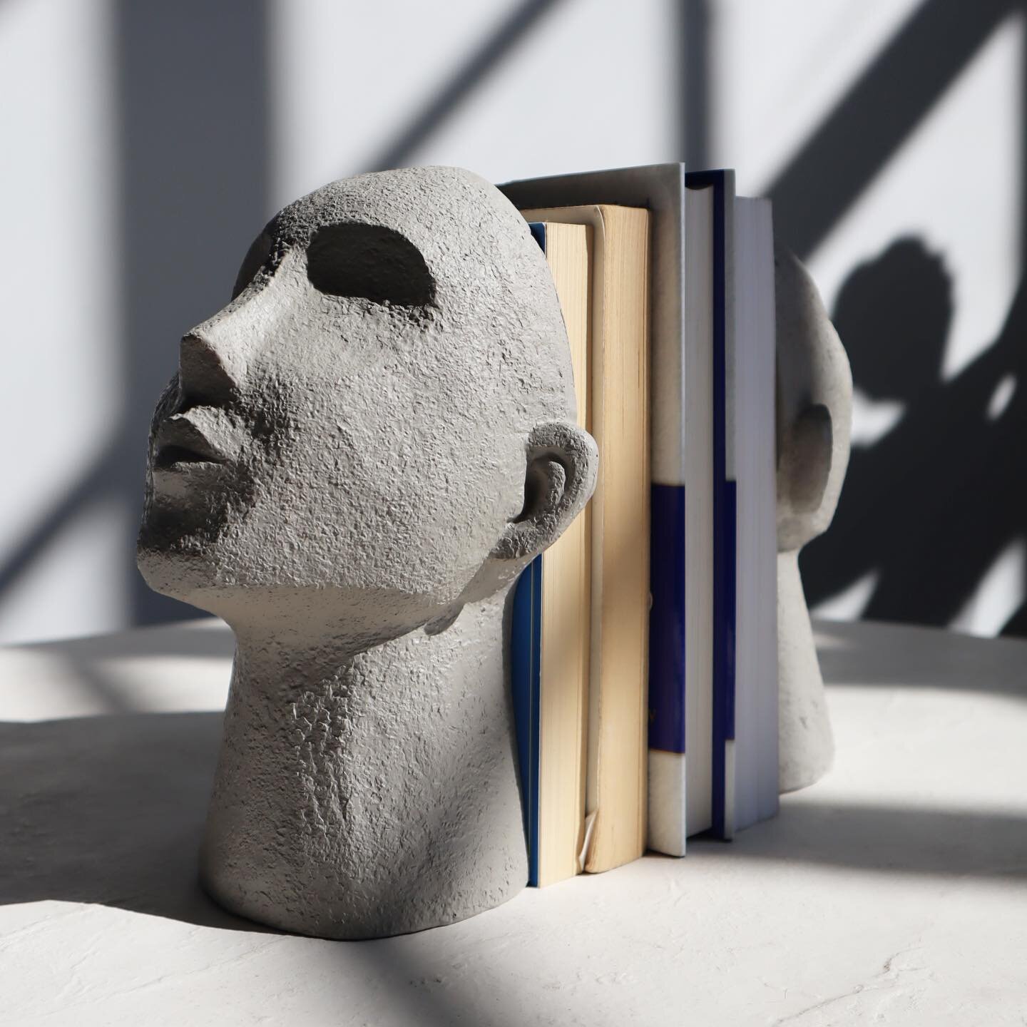 &ldquo;Two heads are better than one.&rdquo;

The Abstract Resin Face Bookends  speaks for itself&hellip;well sorta. This set of 2 bookends is an amazing decorative and functional accessory for any table, shelf, desk, or counter; their unusual yet mi