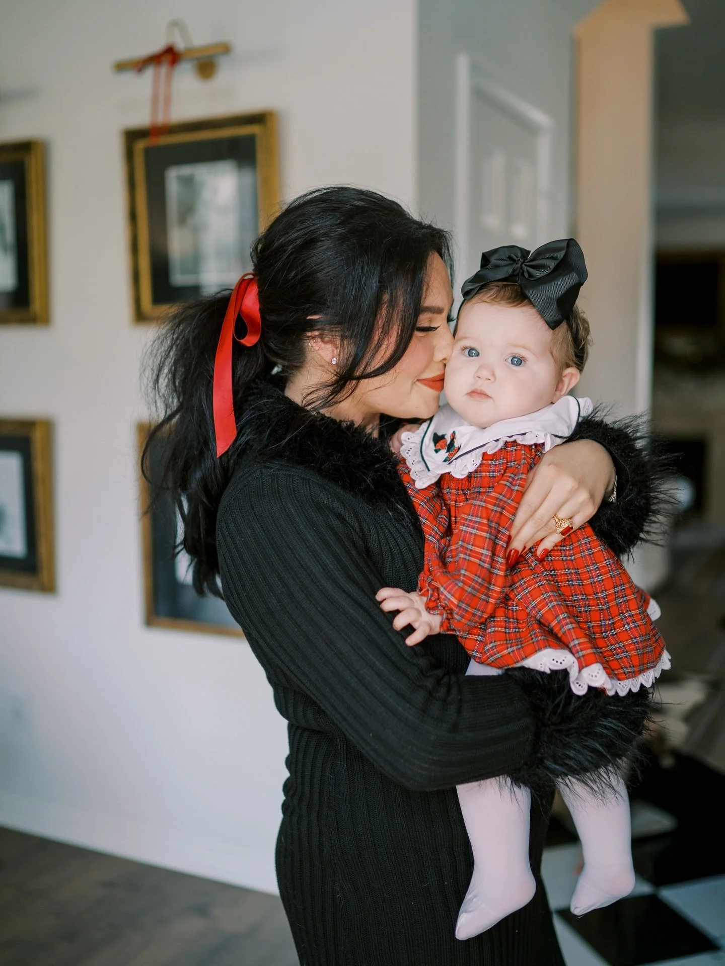 The dreamiest in home Christmas session!