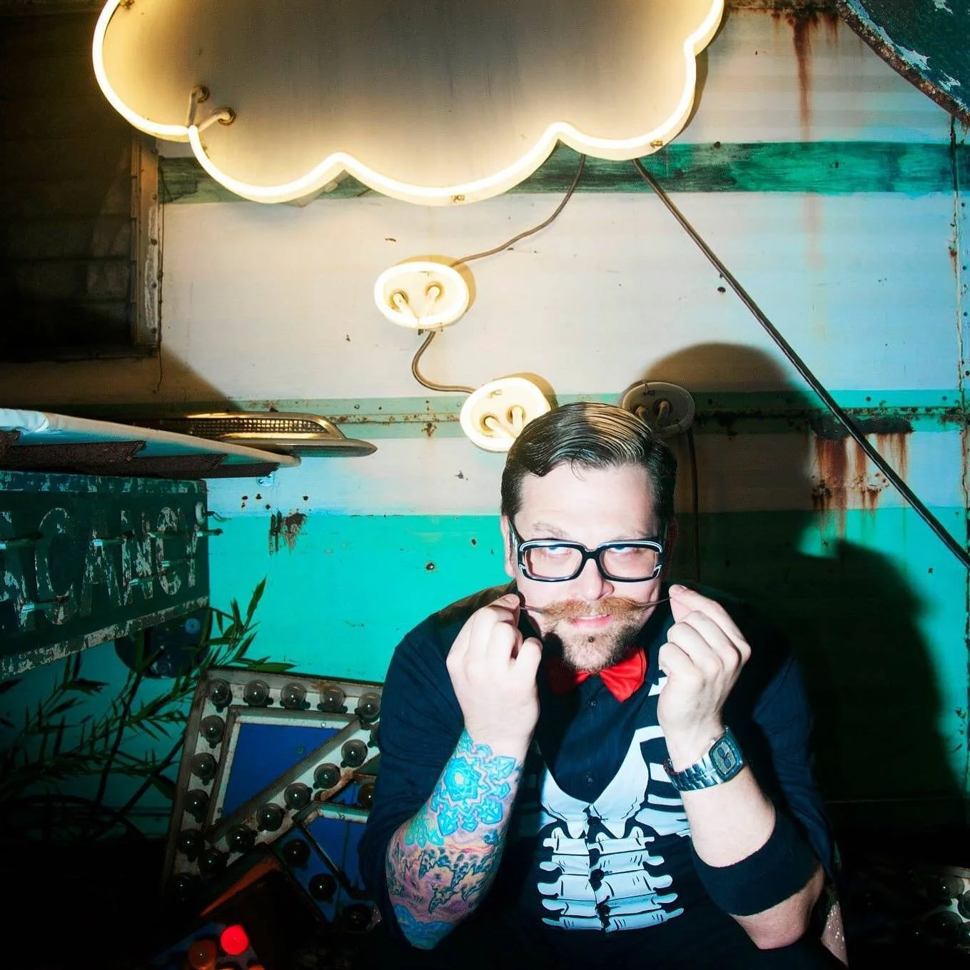 CUPCAKE! Photographer Jeremiah Toller 🧁
Jeremiah been photographing CUPCAKE! since the very beginning, documenting us for the last 8 years. We are so happy to have him joining us for our 8 year anniversary! 🧁
▄▄▄▄▄▄▄▄▄▄▄▄▄▄▄▄▄▄▄
CUPCAKE! CIRQUE BER