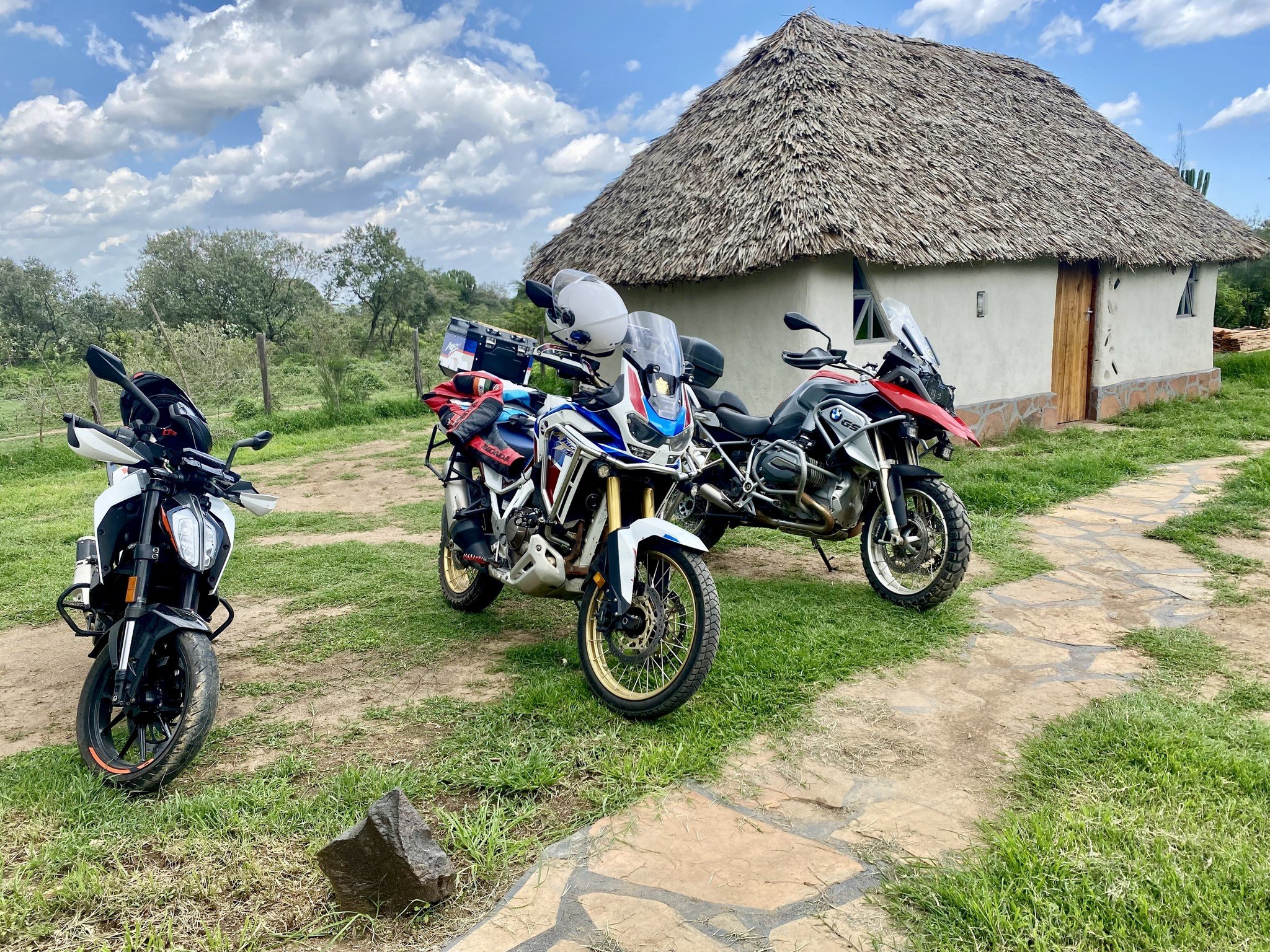 However you arrive &ndash; by car, bicycle, on foot, or cruising in on a motorcycle like our latest adventurous guests &ndash; Bomanoma is always your perfect landing spot! No matter the journey, the destination is always worth it.

#Bomanoma #EcoLod
