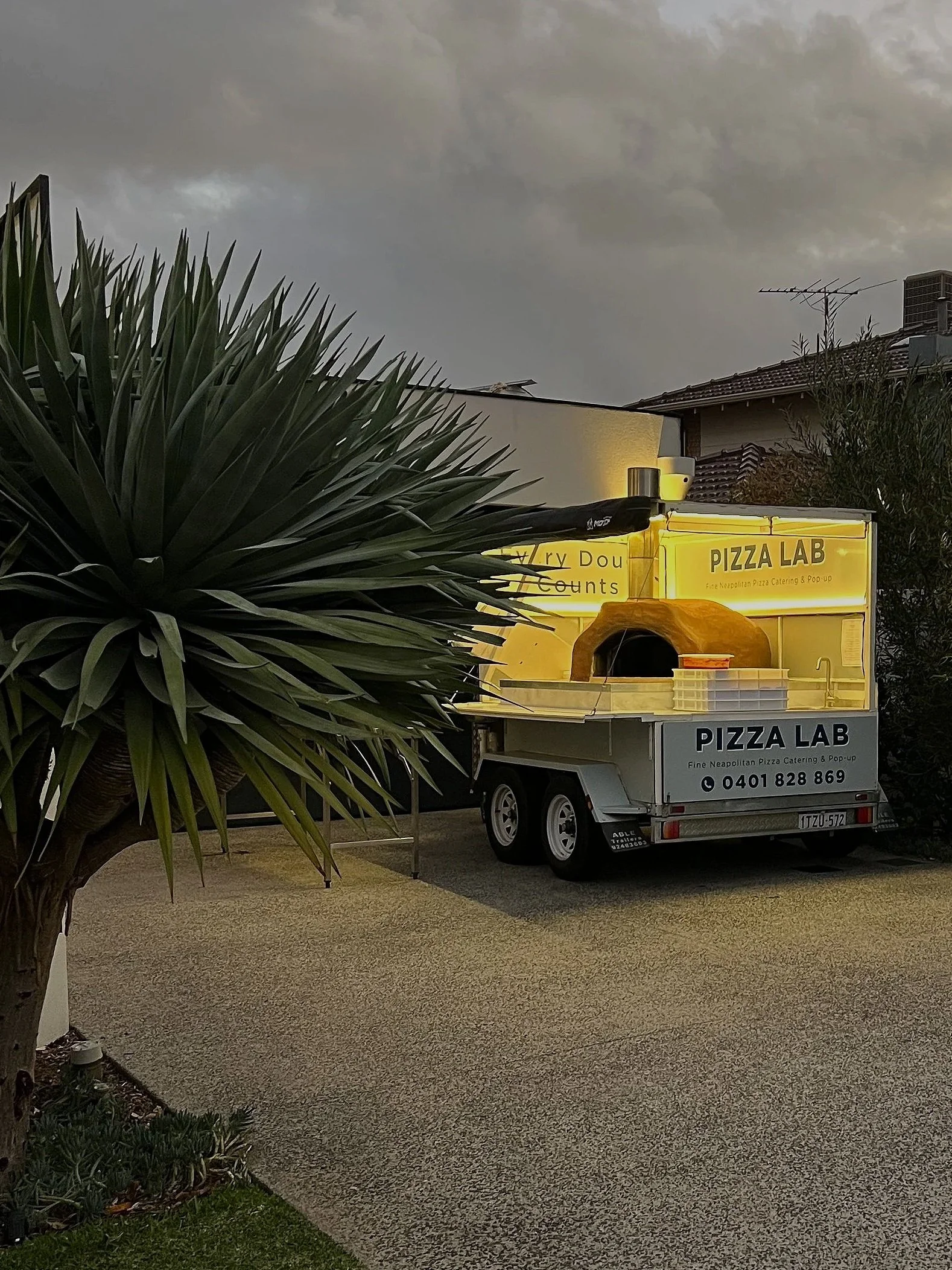 Pizza trailer