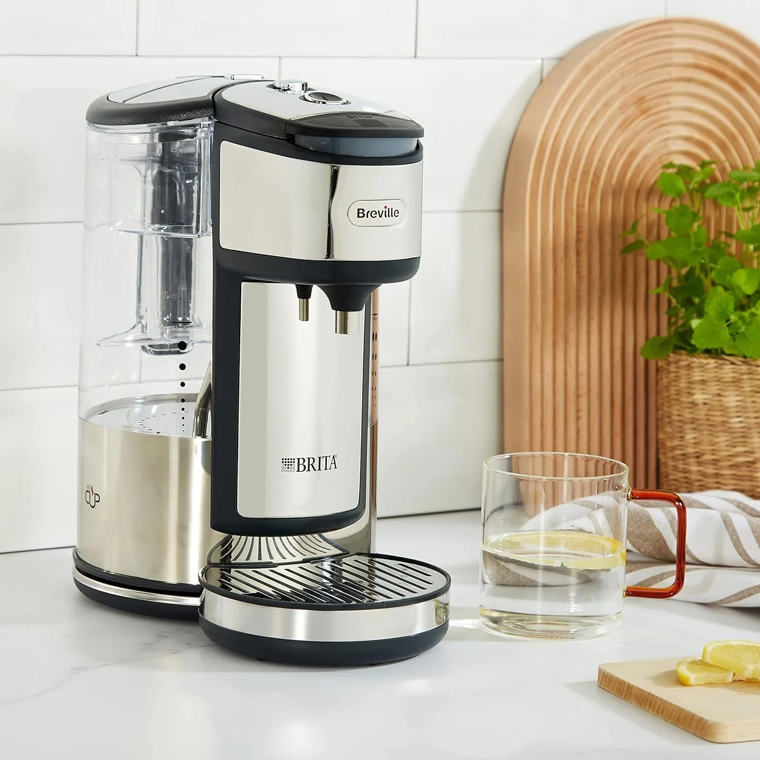 Lifestyle Breville Kettle.jpg