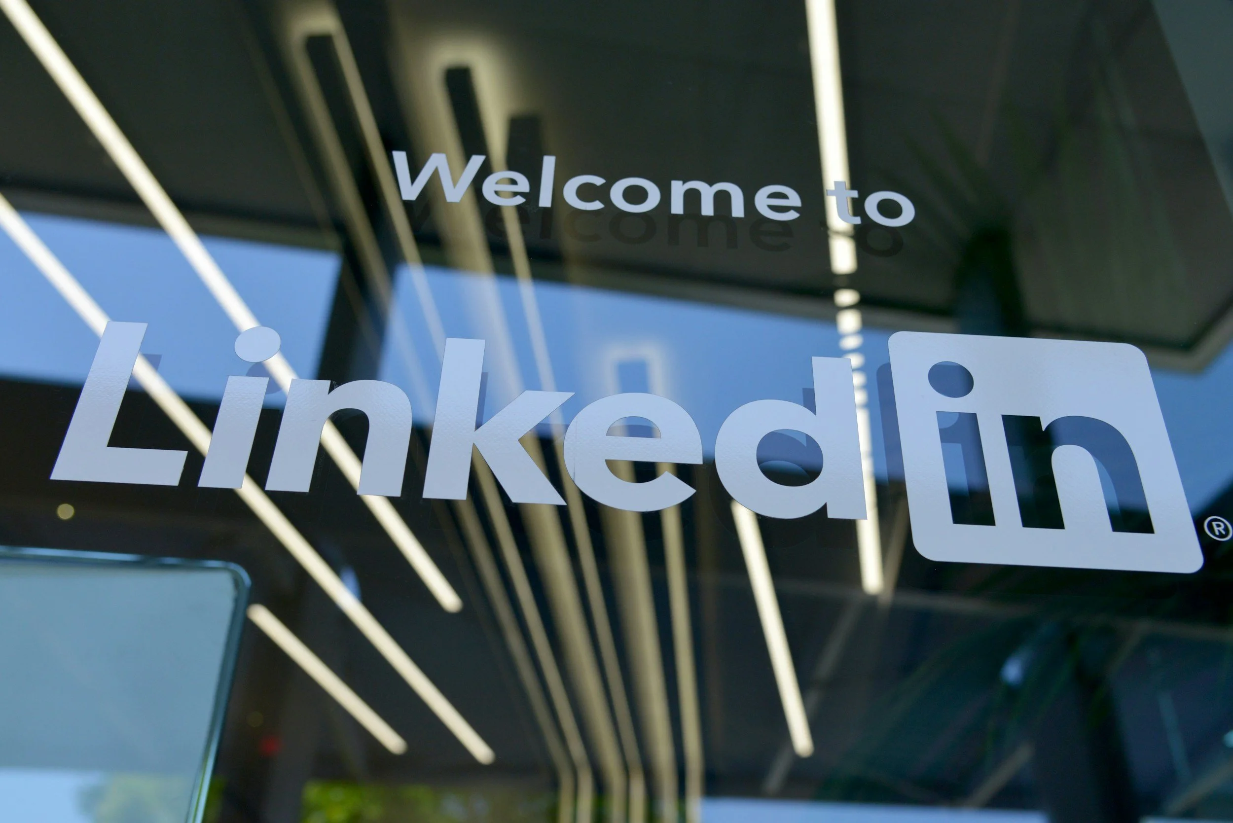 Best way to shoot content for LinkedIn marketing videos