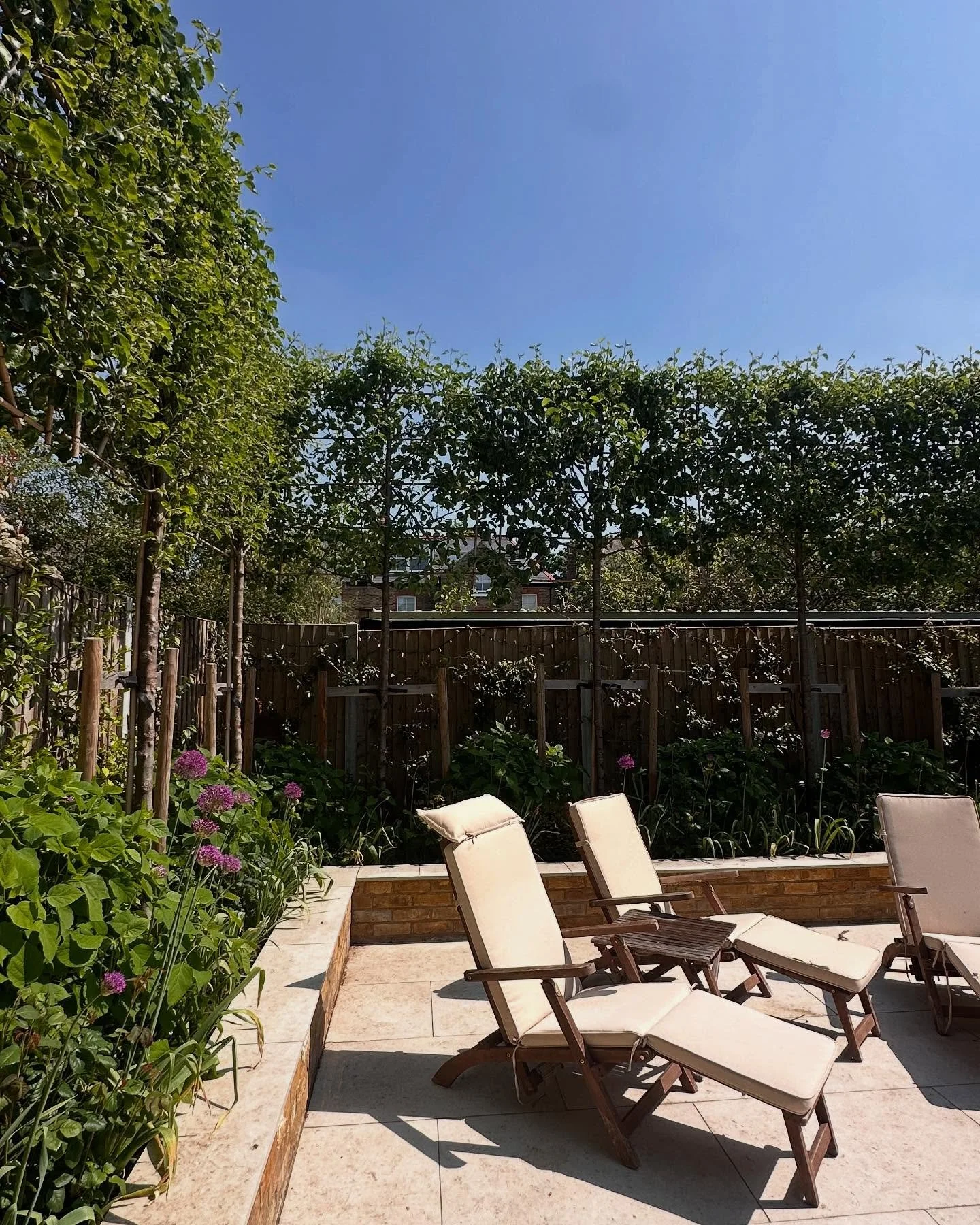 This previously overlooked corner of the back garden, once dominated by a shed and bike storage, has been reimagined into a tranquil zone for sunbathing and relaxation. The goal was to extend the functionality of the garden and encourage exploration 