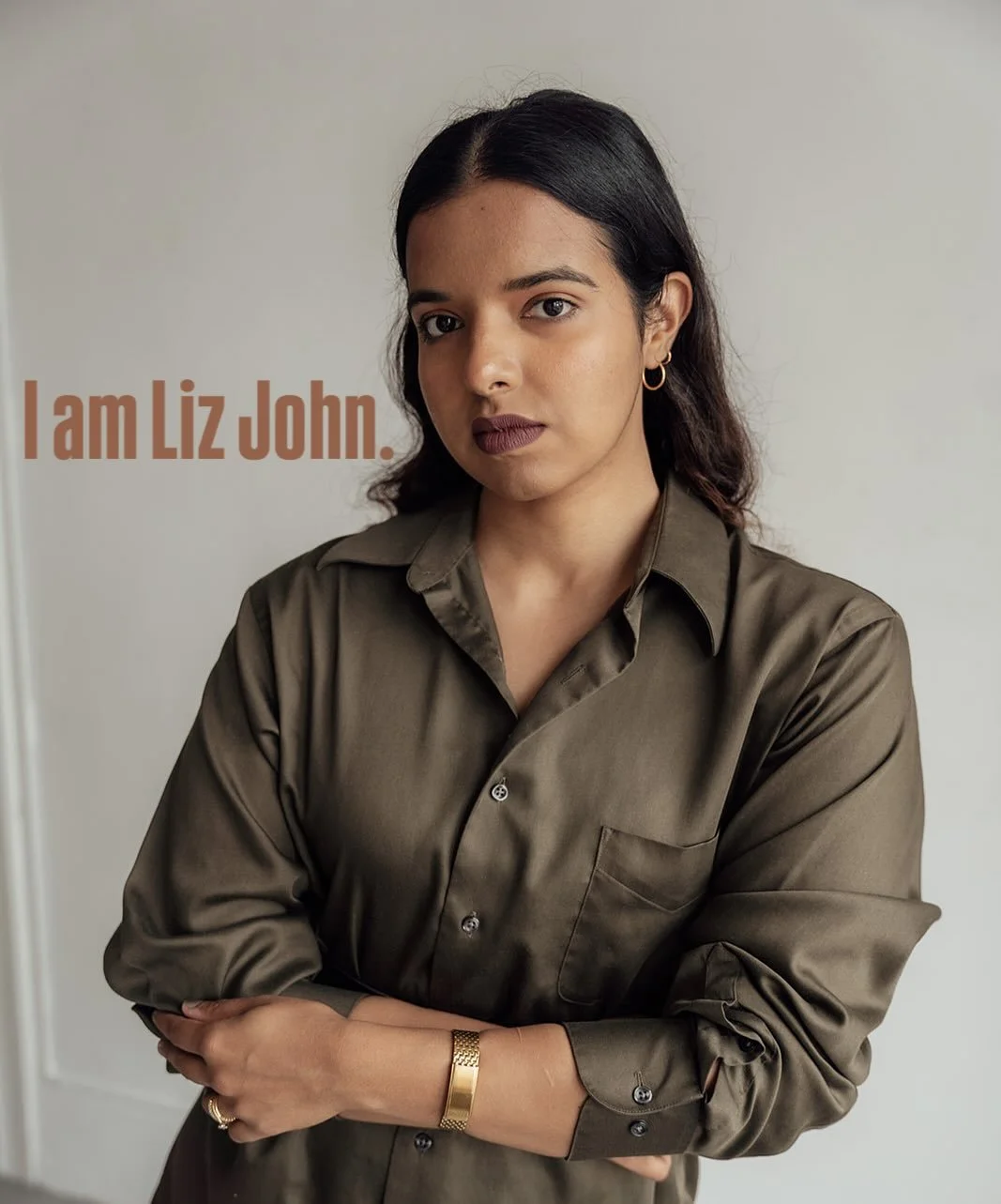 Hi, I’m Liz John 👋 your Colour Analyst & Stylist here at Shoulders of Gold.
I’m passionate about helping people discover their true colours and find a style that feels effortless, authentic, and uniquely theirs. 🌿✨
💡 Ready to see