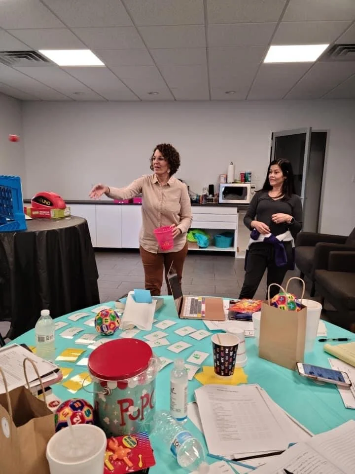 Teaching play therapy to other therapists