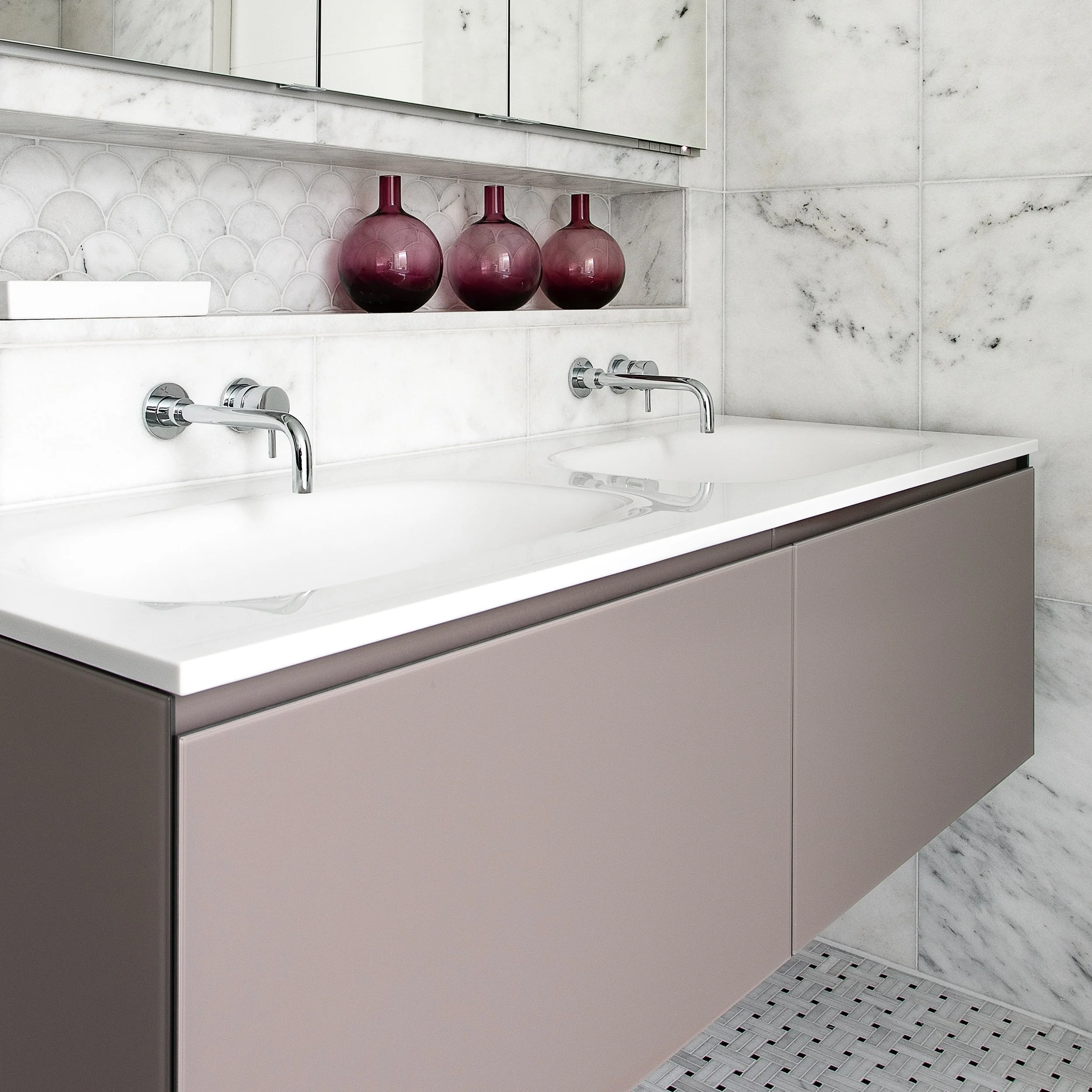 M en-suite copy.jpg