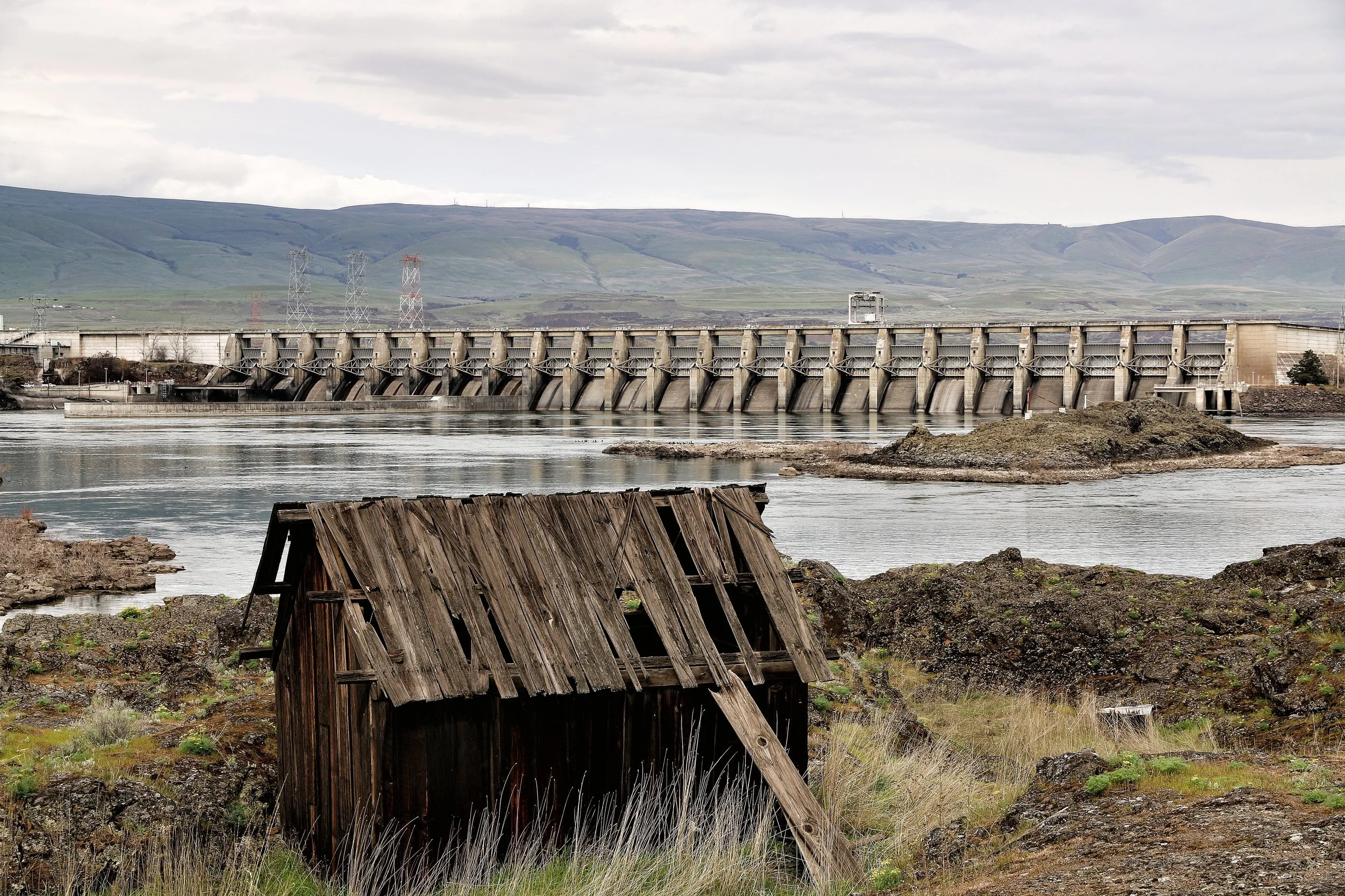Old Fishing Camp  on The Columbia River at The Dalles Dam