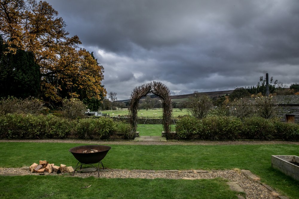 Lord Crewe Arms Wedding Photography (8).jpg