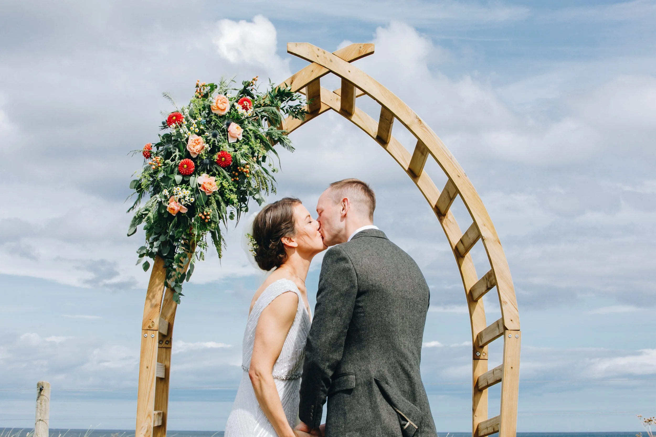 Northumberland Coast Wedding Photography (52).jpg