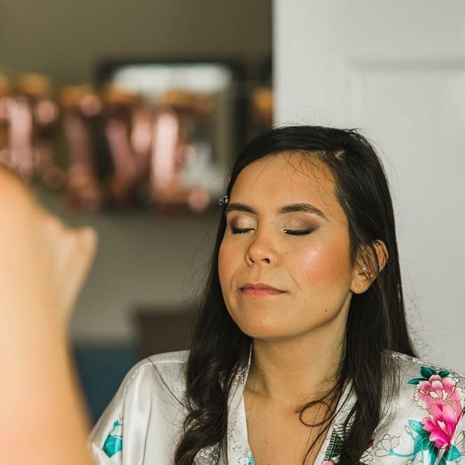 When a bride sits in my chair, I find it's a space for her to gather her thoughts, ground herself, and get mentally prepared for the day and night ahead.

The morning sets the tone for the rest of the day so it's important to try and create a stress-