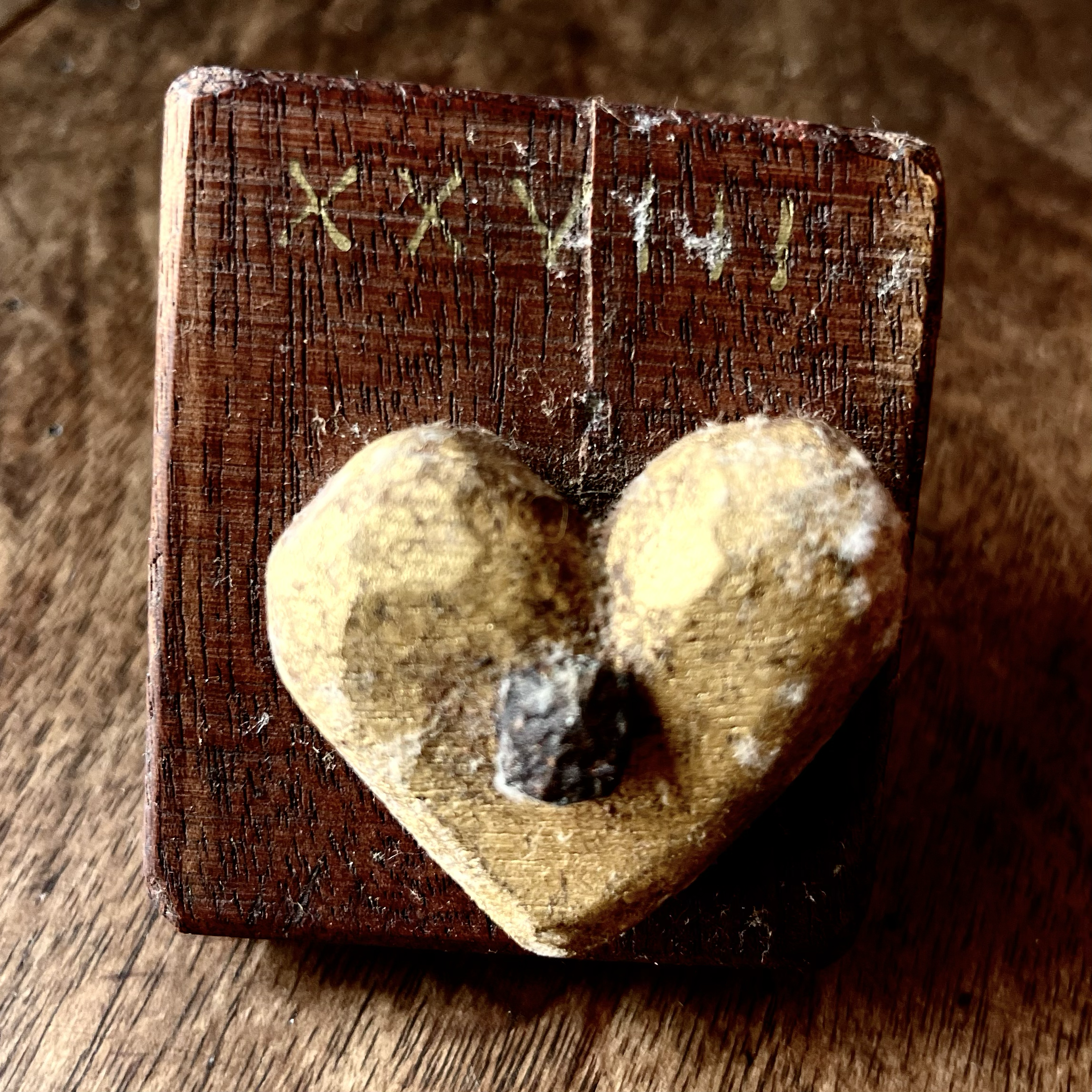 a gold heart for Tamsin wedding anniversary 