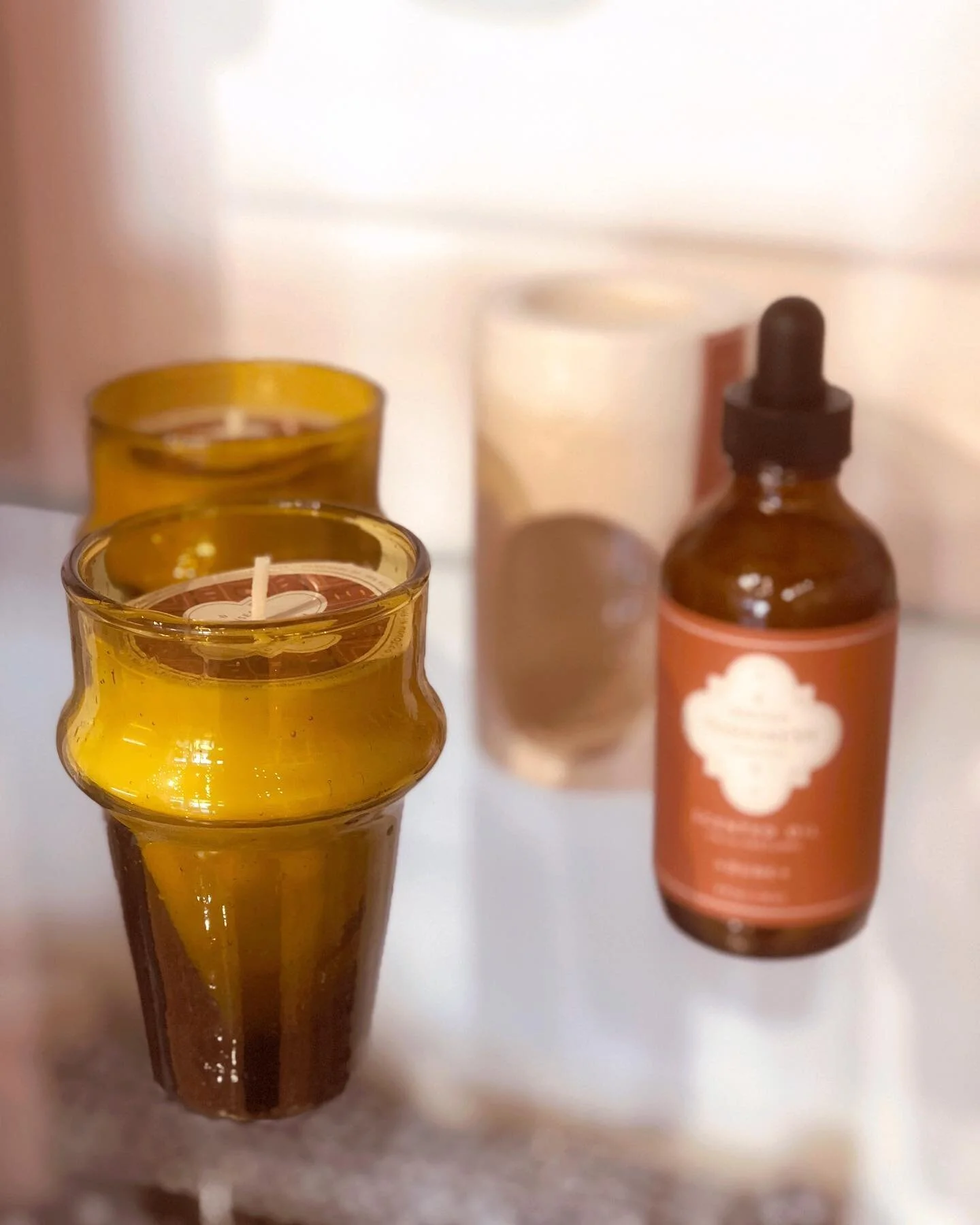 We are obsessed with Dune! Now available as candles or in a gorgeous ceramic oil diffuser!
#dune #ceramic #oil #candle #obsessed #newarrival #springcollection #smallbusiness #charlottesvilleva
