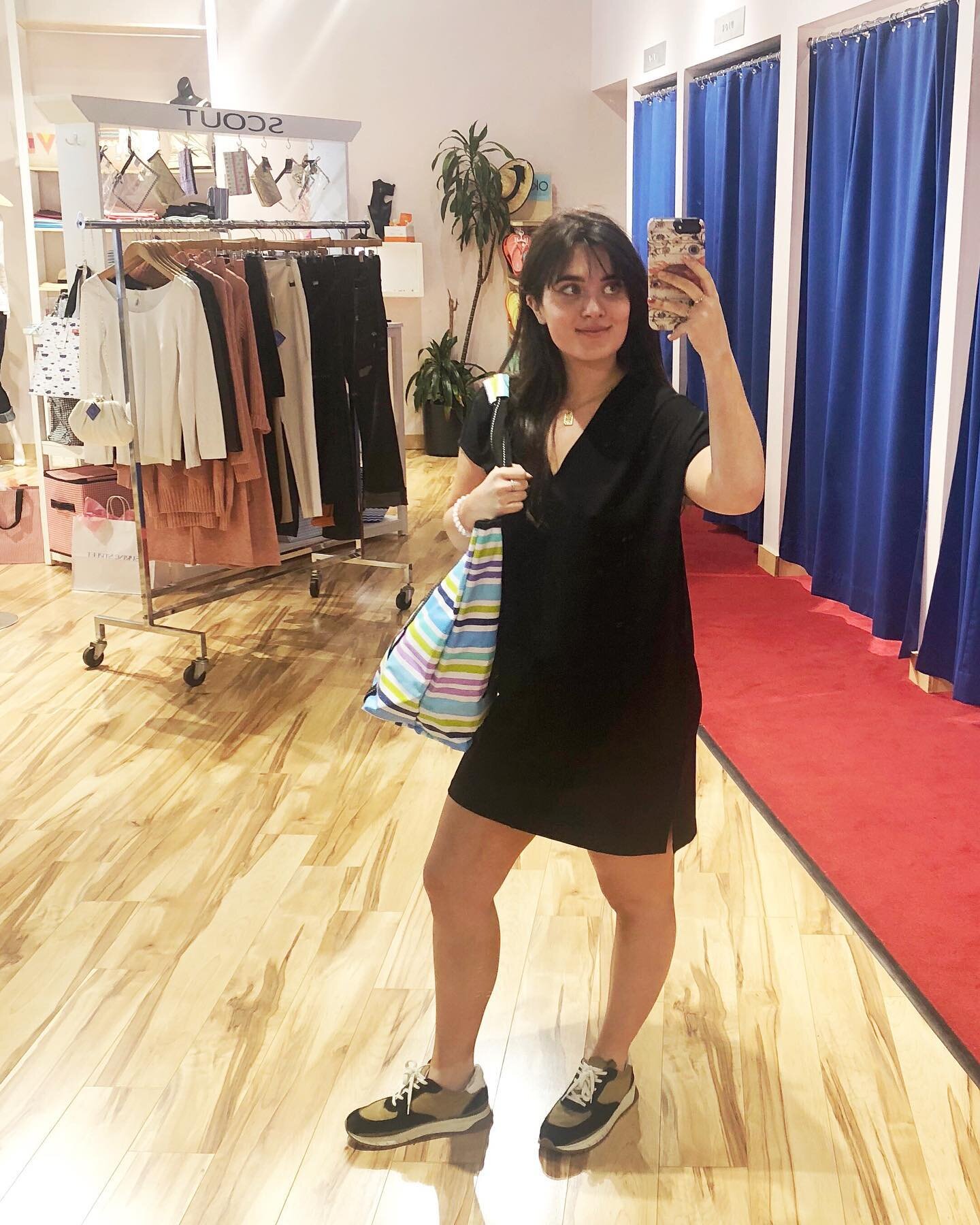Easy on the go outfit for spring!🌸
#spring#onthego #fashionista #smallbusiness #newarrival #littleblackdress #boutiquelife
#ilovecville