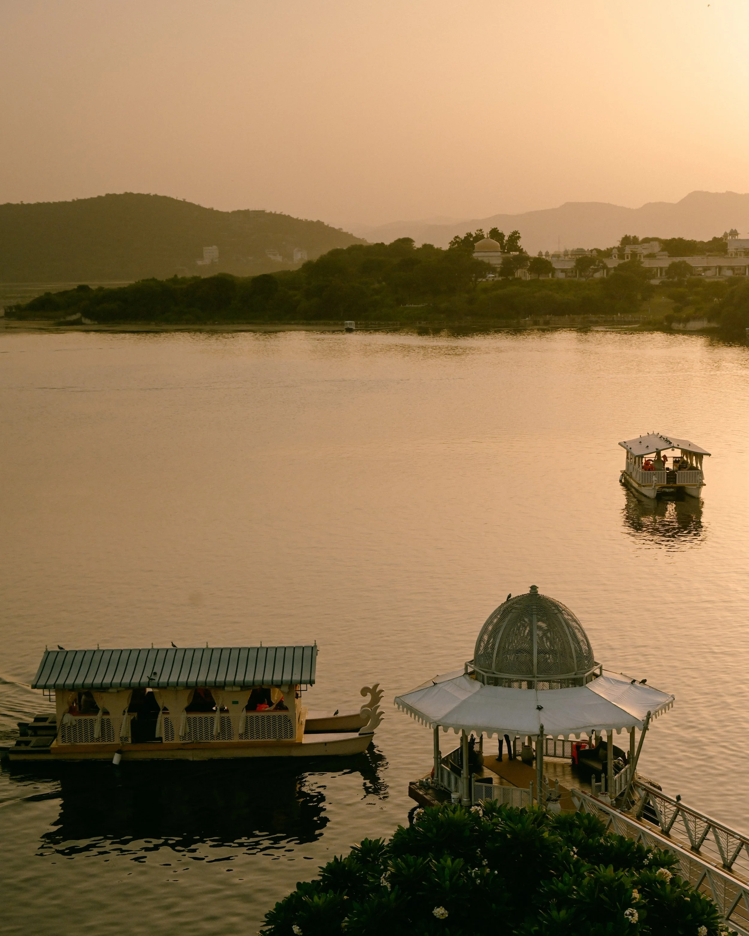 India-Delhi-Udaipur-Kerala-Film-Photography-Travel-Blogger-Tanya-Arya-photography14.JPG