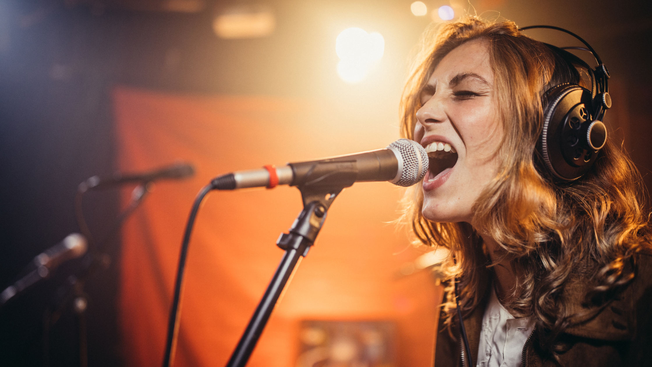 Page - Singing Lessons | Book A Free Consultation
