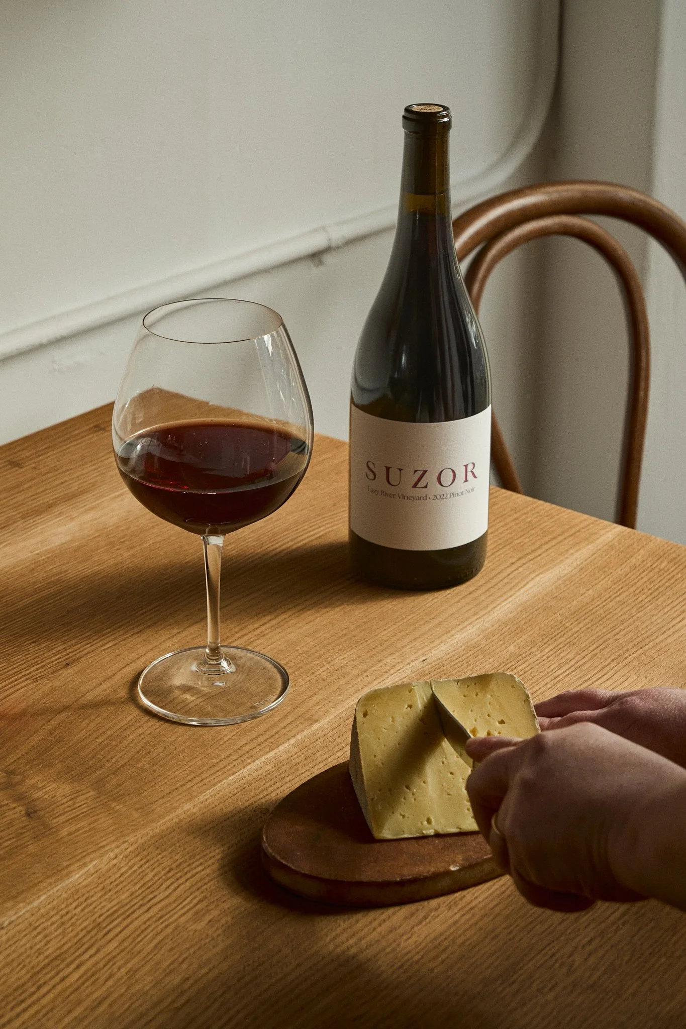 suzor-wines-oregon-lazy-river-pinot-noir.jpg