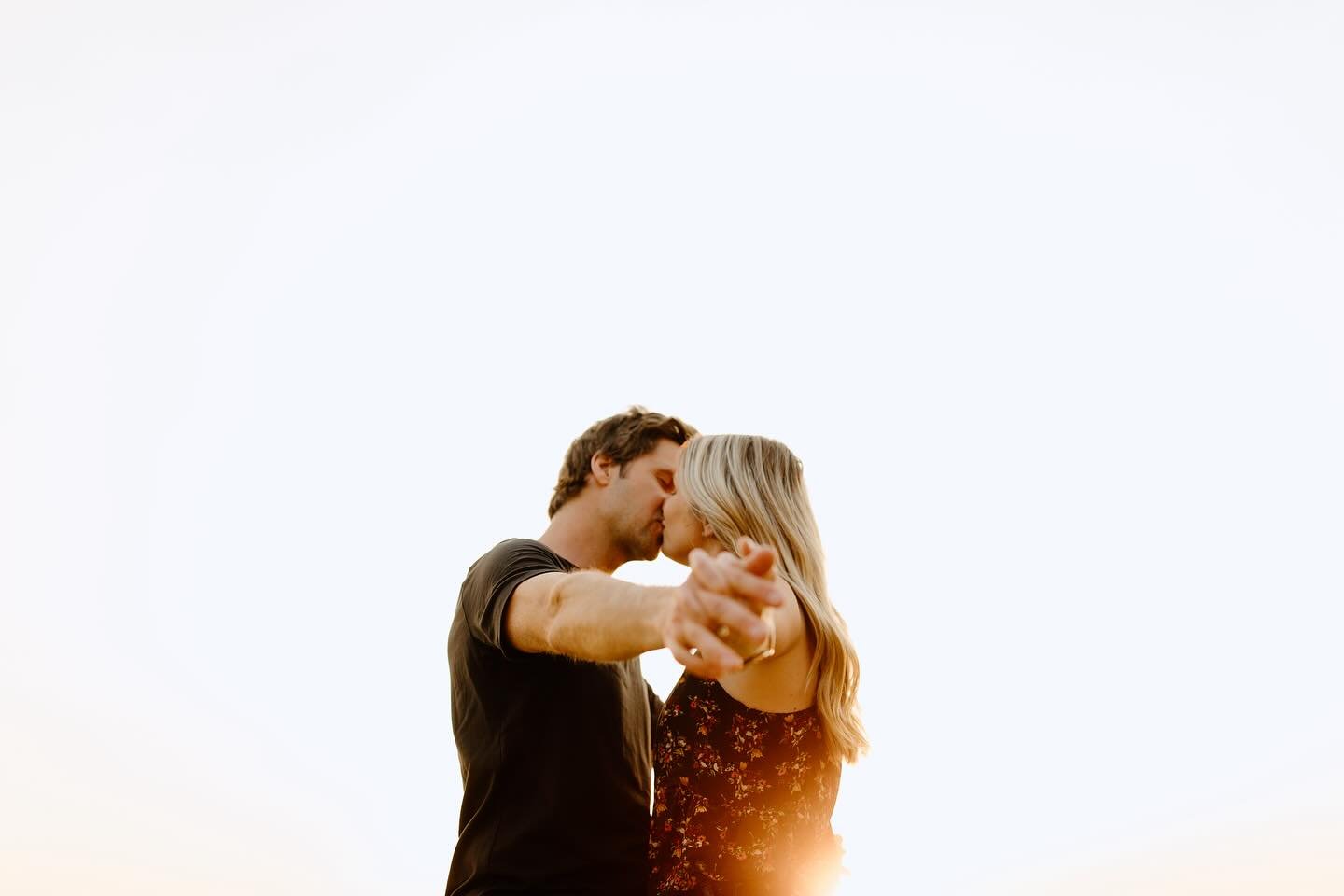 Katie and Breton and a sunset of my dreams. 

So excited to get to photograph their sweet wedding day in November ✨