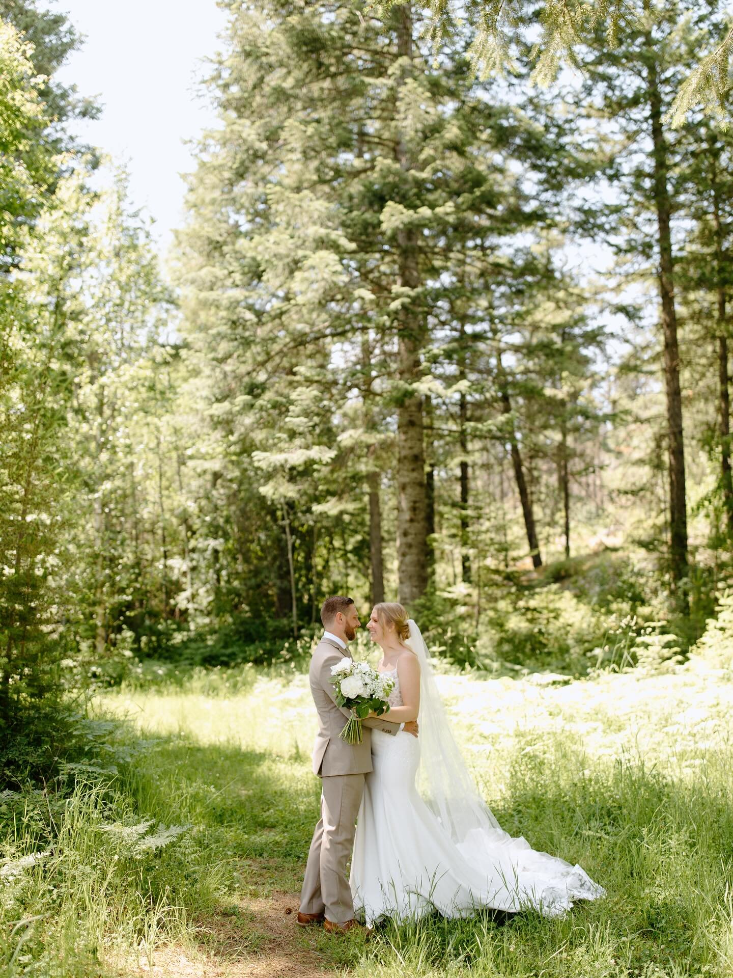 Sneak peek of Kaile &amp; Haden&rsquo;s magical day at White Barn Ranch yesterday! From heartfelt vows to unforgettable moments, every detail was pure perfection. Can&rsquo;t wait to share more from this stunning wedding! 💍❤️ 

#WhiteBarnRanchWeddin