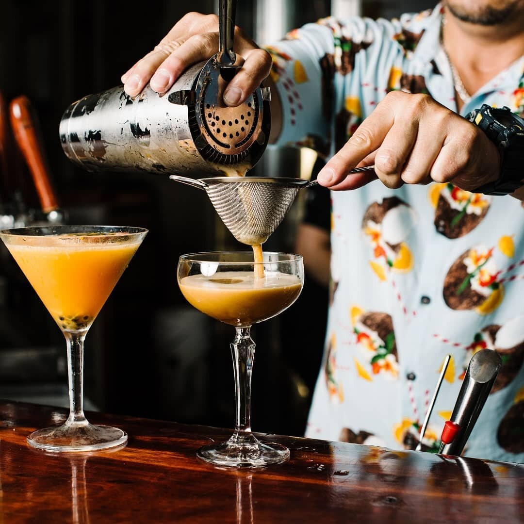 Happy world cocktail day 🥰
👉$10 cocktails from 6 - 9 pm tonight !